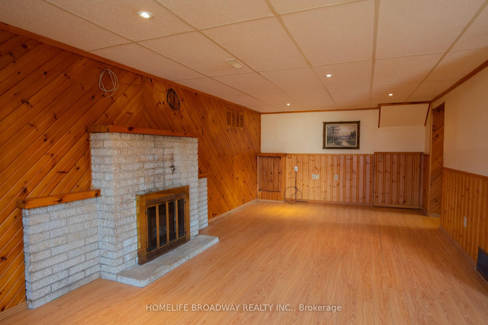Photo 8 of 126 Hazelglen Drive, Kitchener — HOMEH