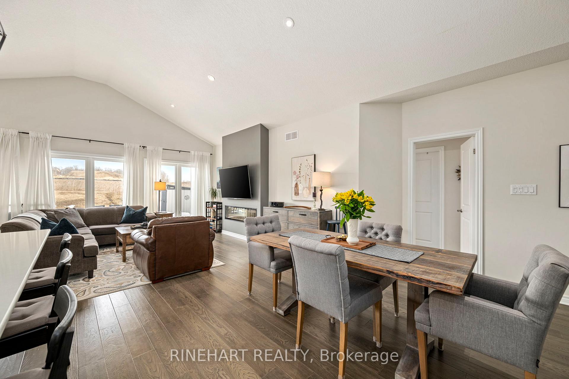 Photo 7 of 78 Bowman Drive, Middlesex Centre, Ilderton — HOMEH