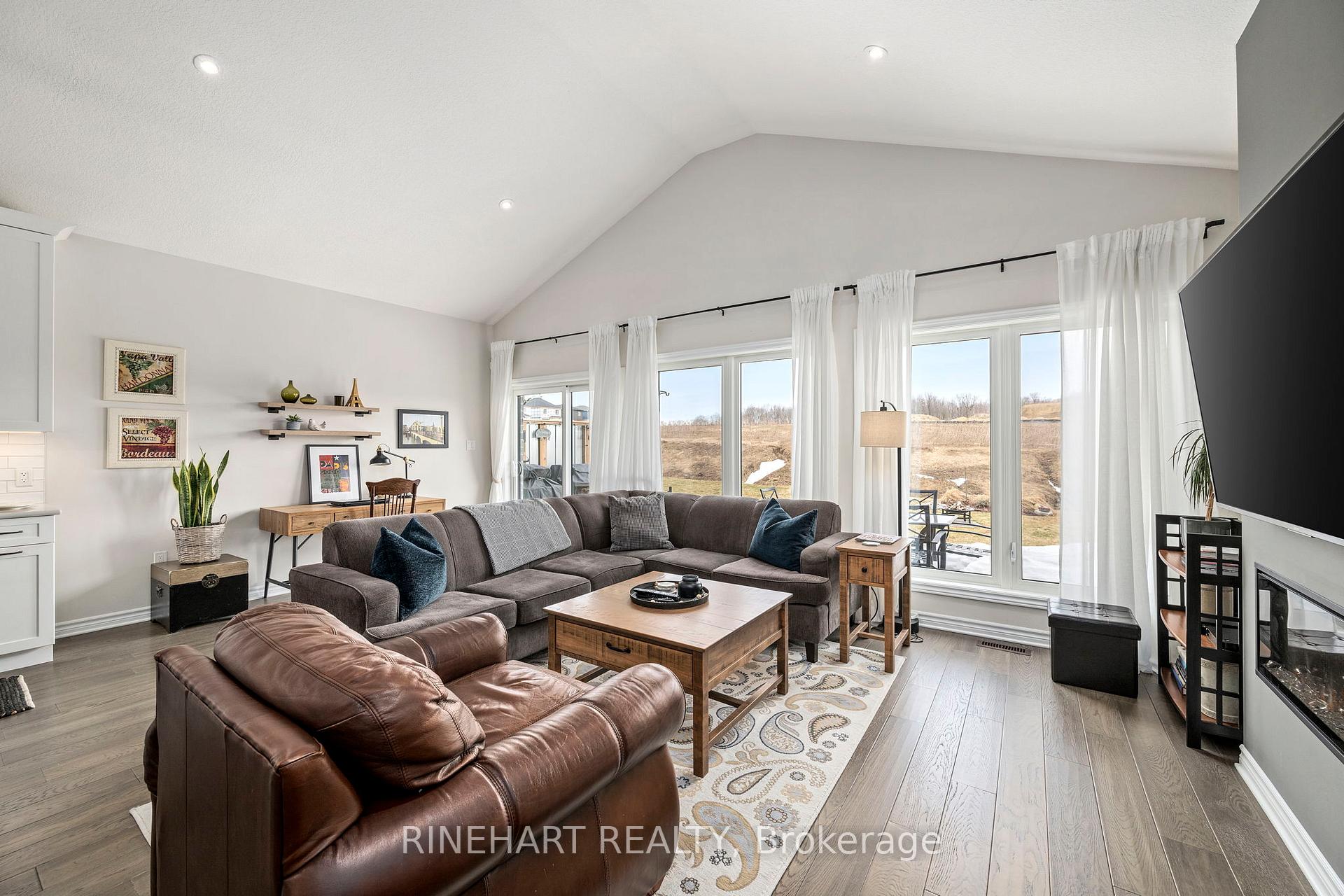 Photo 11 of 78 Bowman Drive, Middlesex Centre, Ilderton — HOMEH