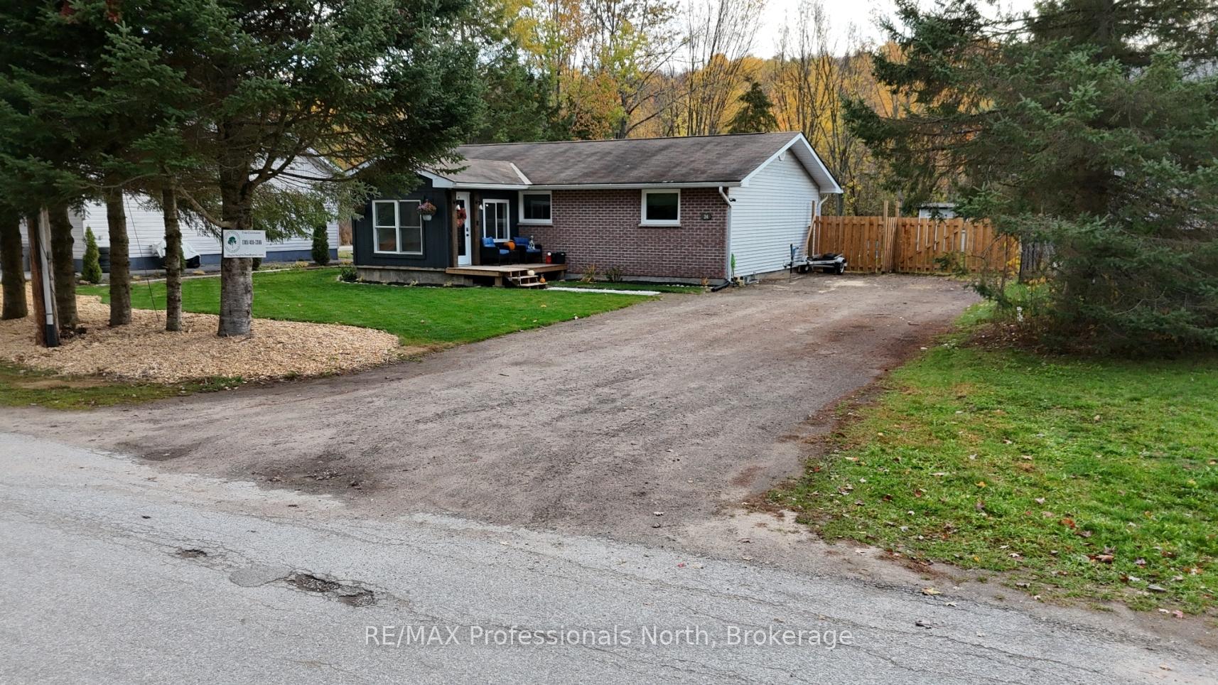 Photo 3 of 24 Anson Street, Minden Hills, Lutterworth — HOMEH