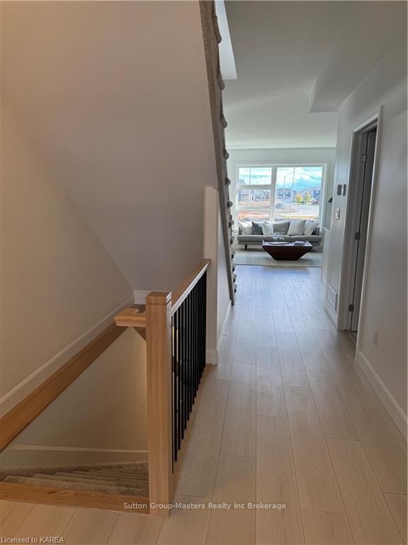 Photo 3 of 219 Superior Drive, Loyalist, Amherstview — HOMEH