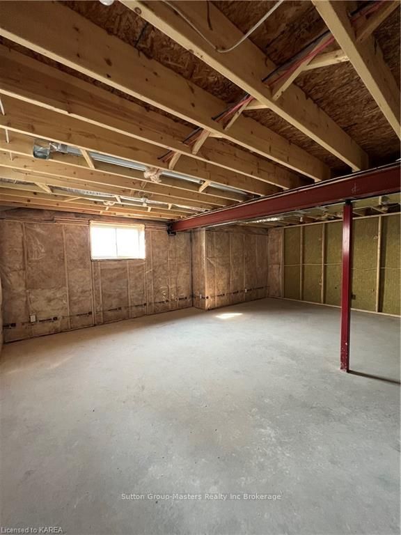 Photo 24 of 219 Superior Drive, Loyalist, Amherstview — HOMEH