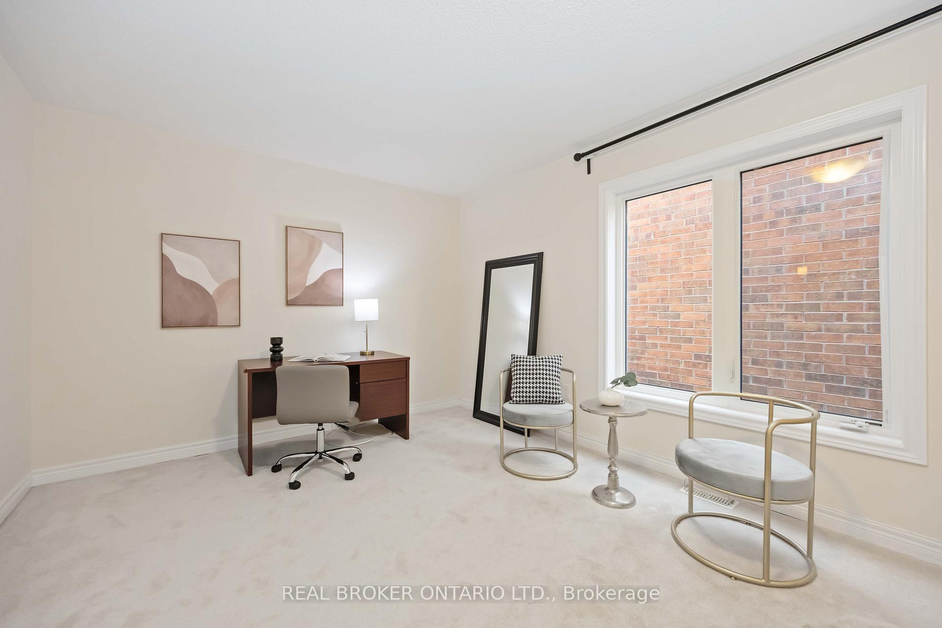 Photo 3 of 18 Lawrence Pilkington Avenue, Markham, Cornell — HOMEH