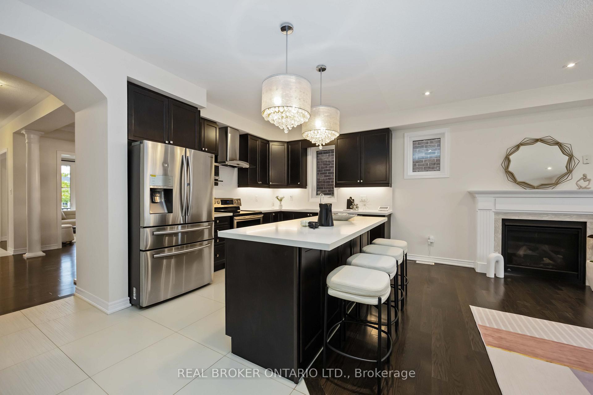 Photo 18 of 18 Lawrence Pilkington Avenue, Markham, Cornell — HOMEH