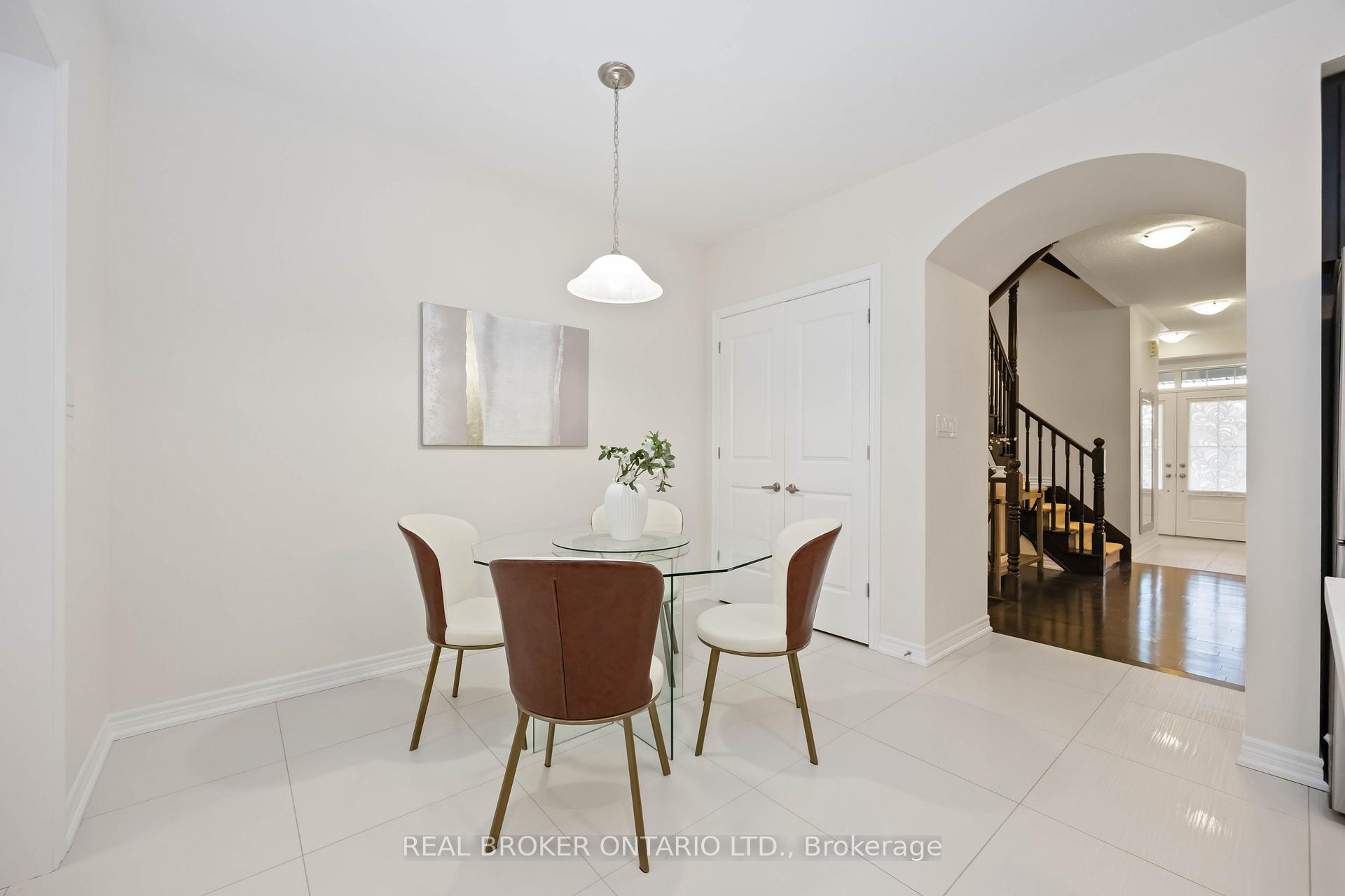 Photo 22 of 18 Lawrence Pilkington Avenue, Markham, Cornell — HOMEH