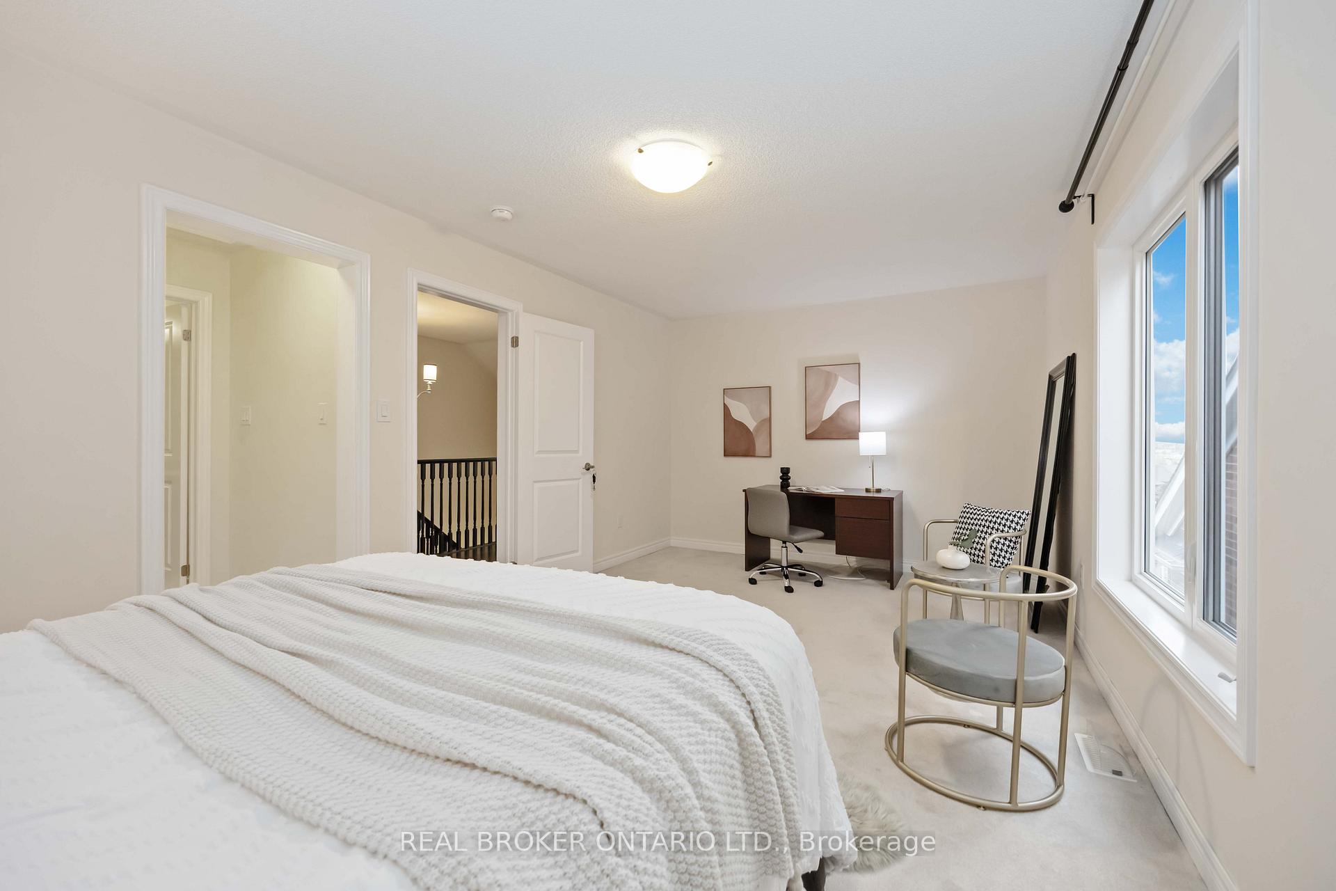 Photo 37 of 18 Lawrence Pilkington Avenue, Markham, Cornell — HOMEH