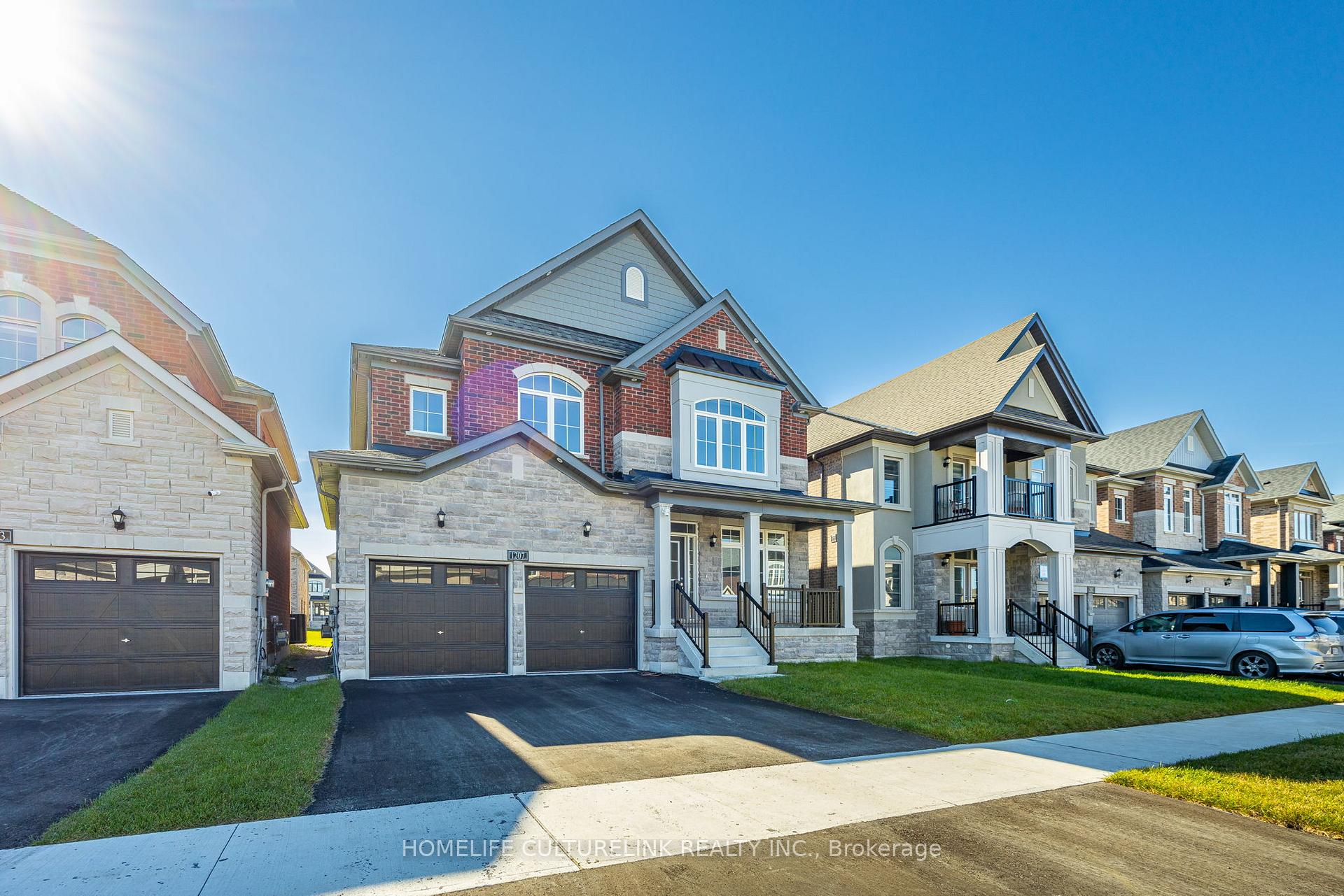 Photo 2 of 1207 Wickham Road, Innisfil, Rural Innisfil — HOMEH