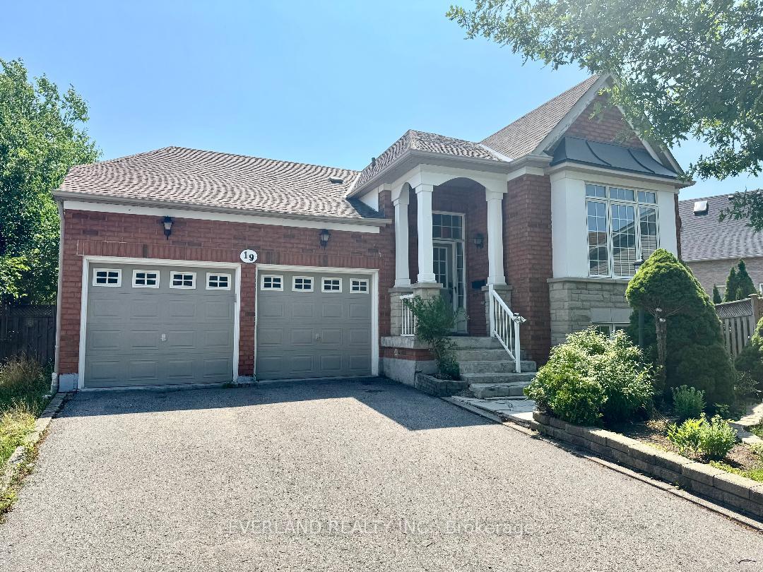 Photo 1 of 19 Cliveden PI Place, Markham, Berczy — HOMEH