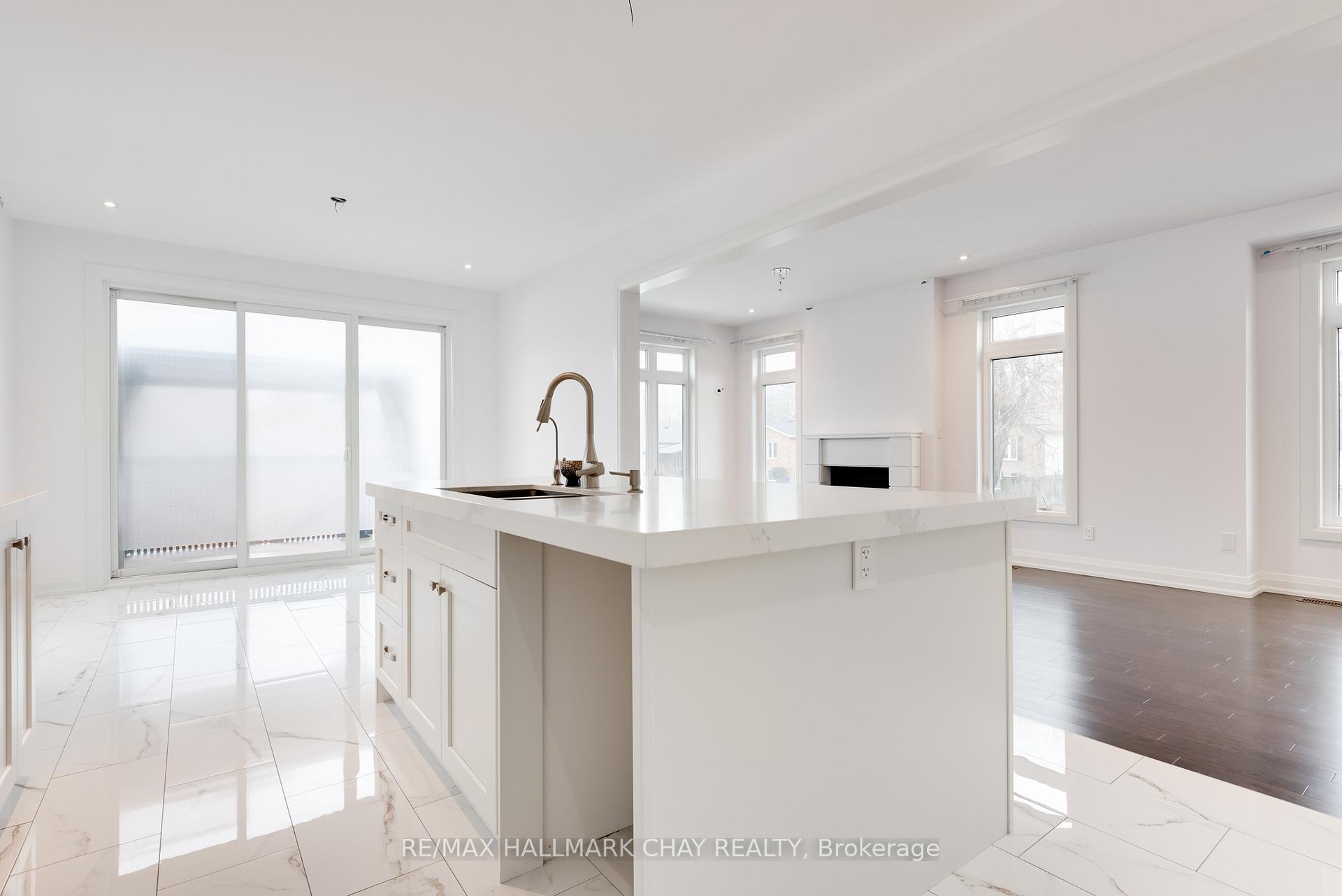 Photo 12 of 1147 Arnold Street, Innisfil, Lefroy — HOMEH
