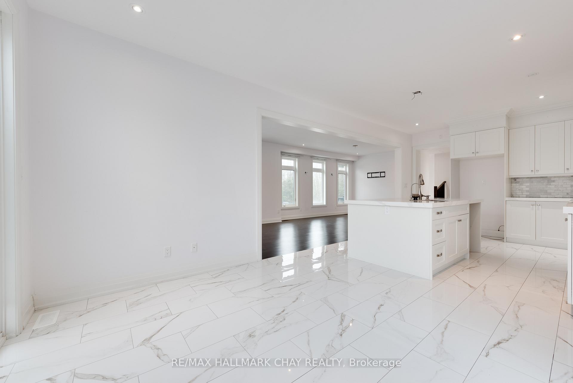 Photo 13 of 1147 Arnold Street, Innisfil, Lefroy — HOMEH