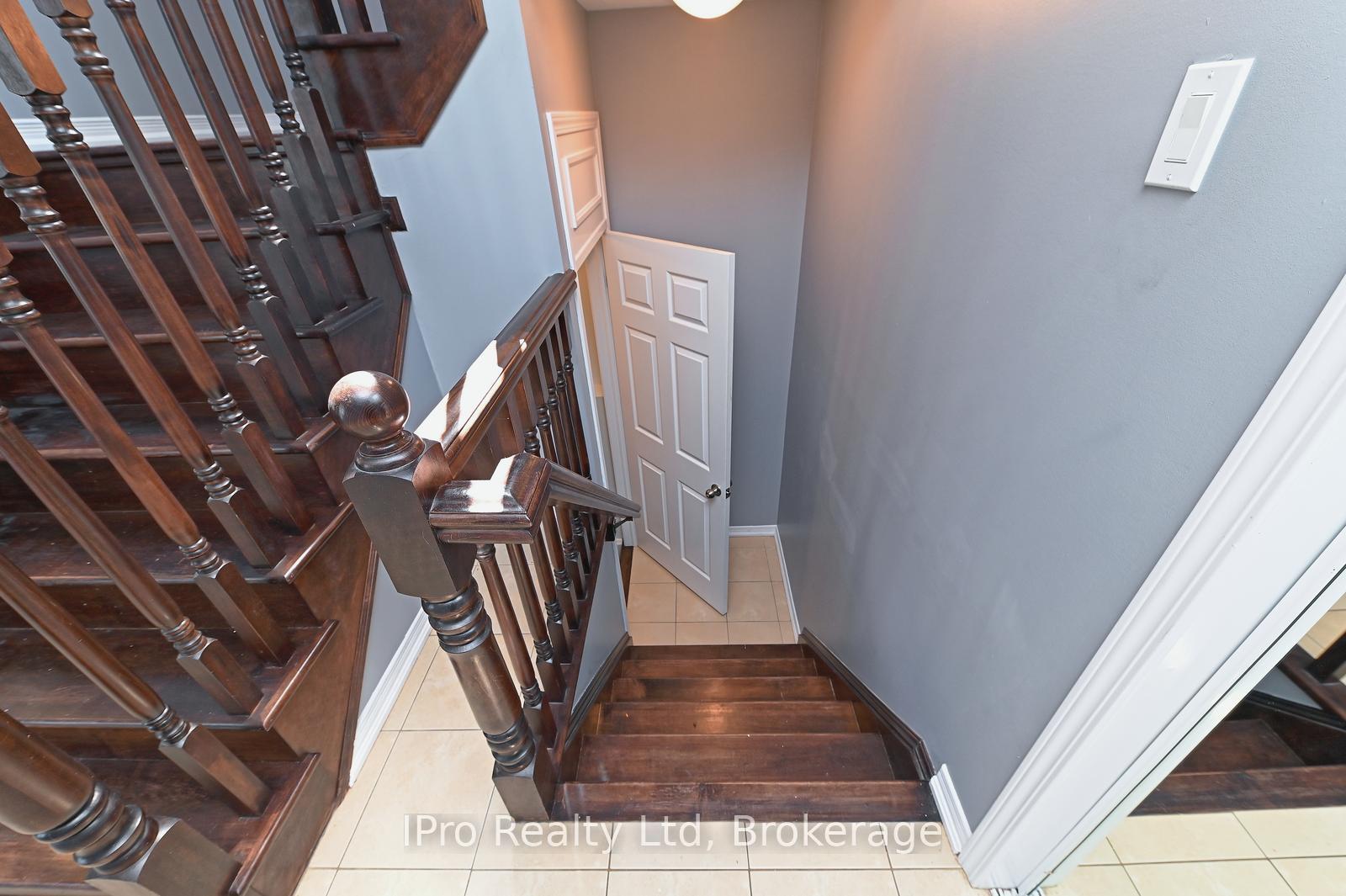 Photo 28 of 292 Falling Green Crescent, Kitchener, Trussler — HOMEH