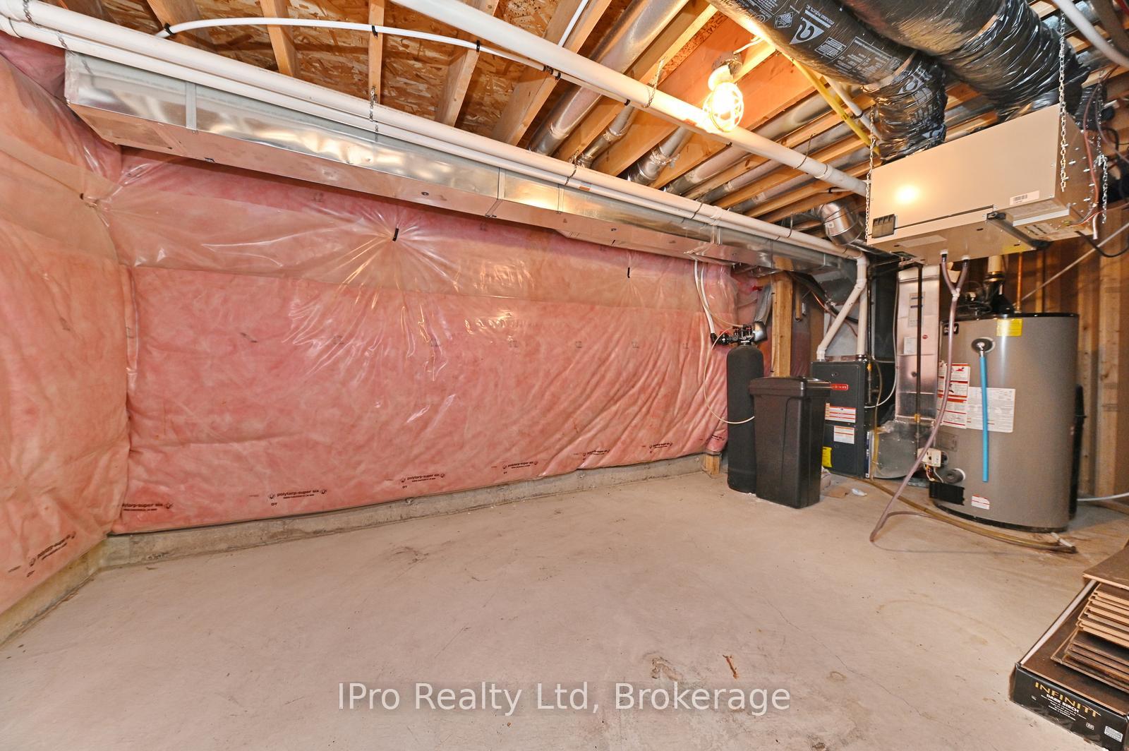 Photo 34 of 292 Falling Green Crescent, Kitchener, Trussler — HOMEH