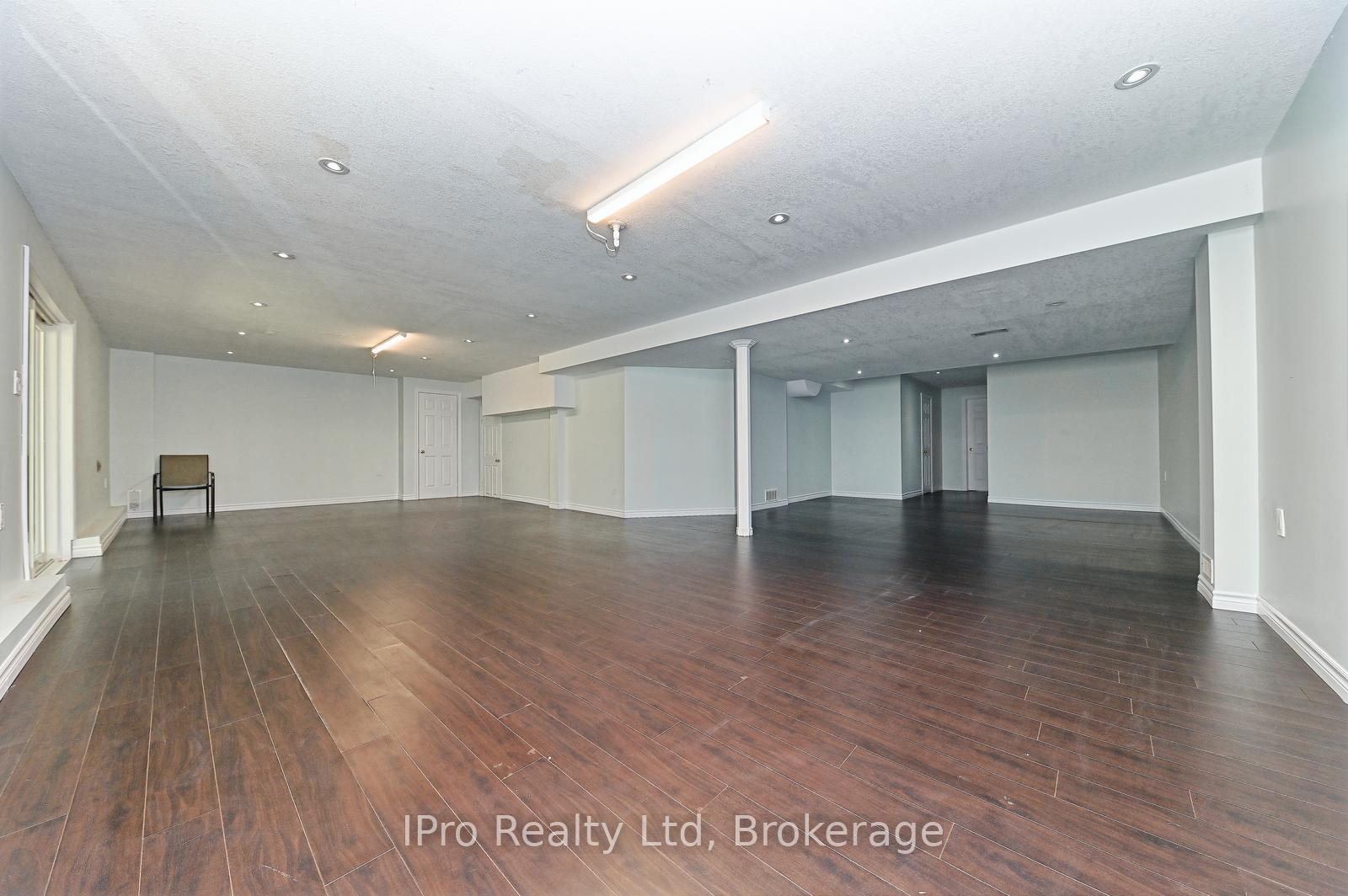 Photo 37 of 292 Falling Green Crescent, Kitchener, Trussler — HOMEH