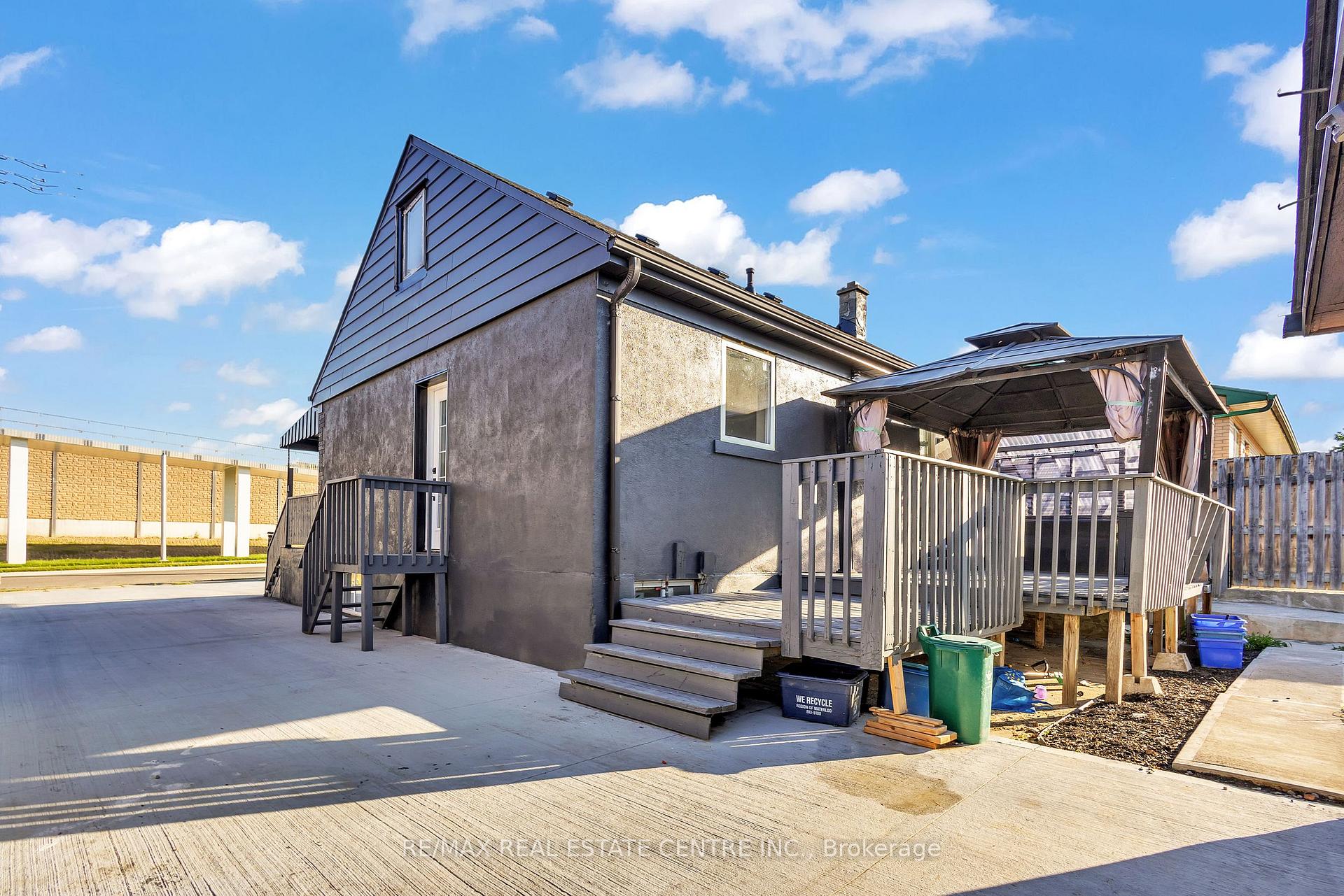 Photo 35 of 84 Avalon Place, Kitchener — HOMEH