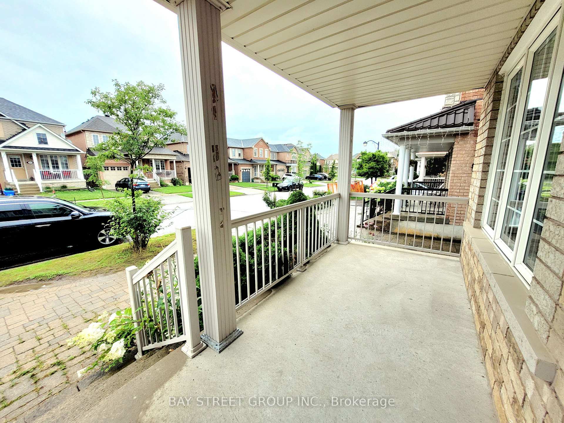 Photo 2 of 14 Cornerstone Road, Markham, Greensborough — HOMEH