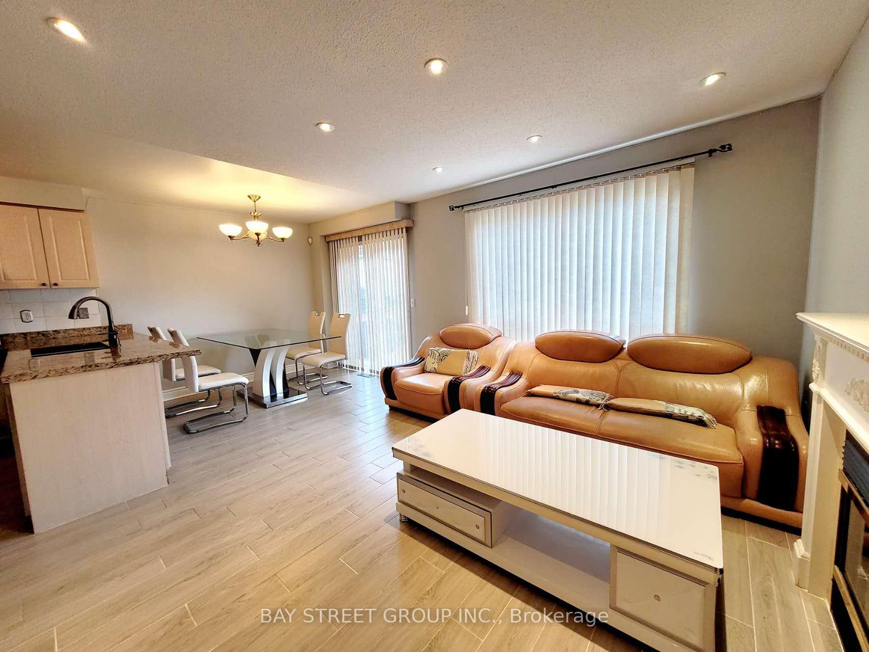 Photo 8 of 14 Cornerstone Road, Markham, Greensborough — HOMEH