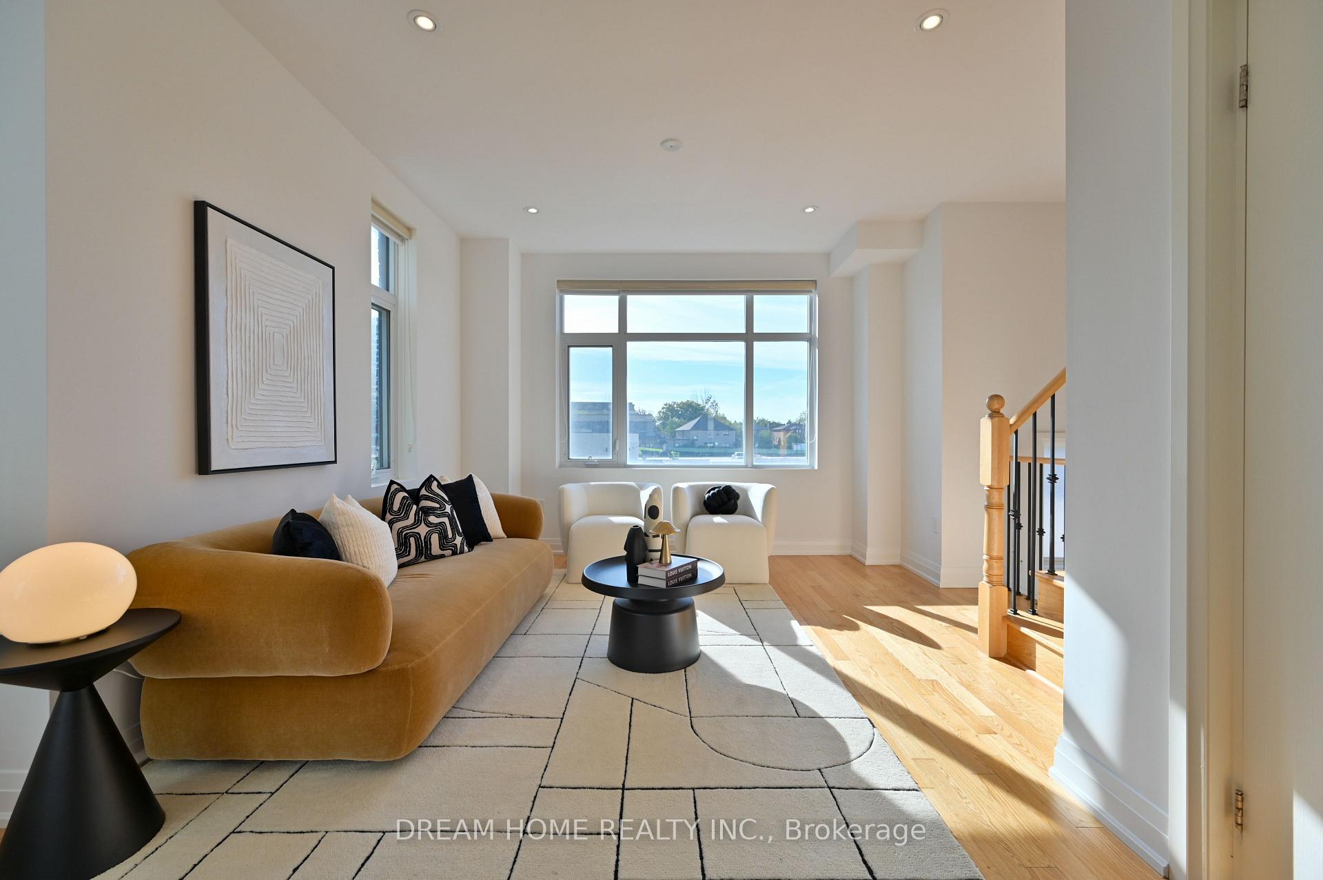 Photo 9 of 40 Teasel Way, Markham, Unionville — HOMEH