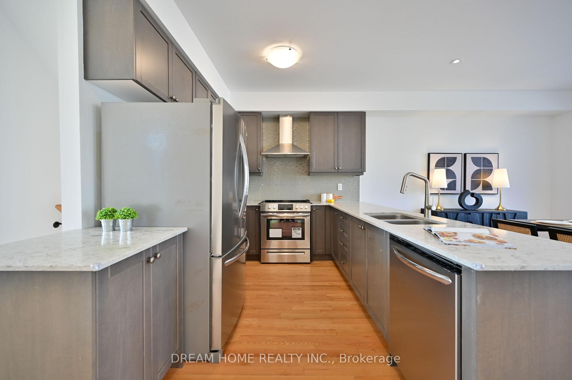 Photo 14 of 40 Teasel Way, Markham, Unionville — HOMEH