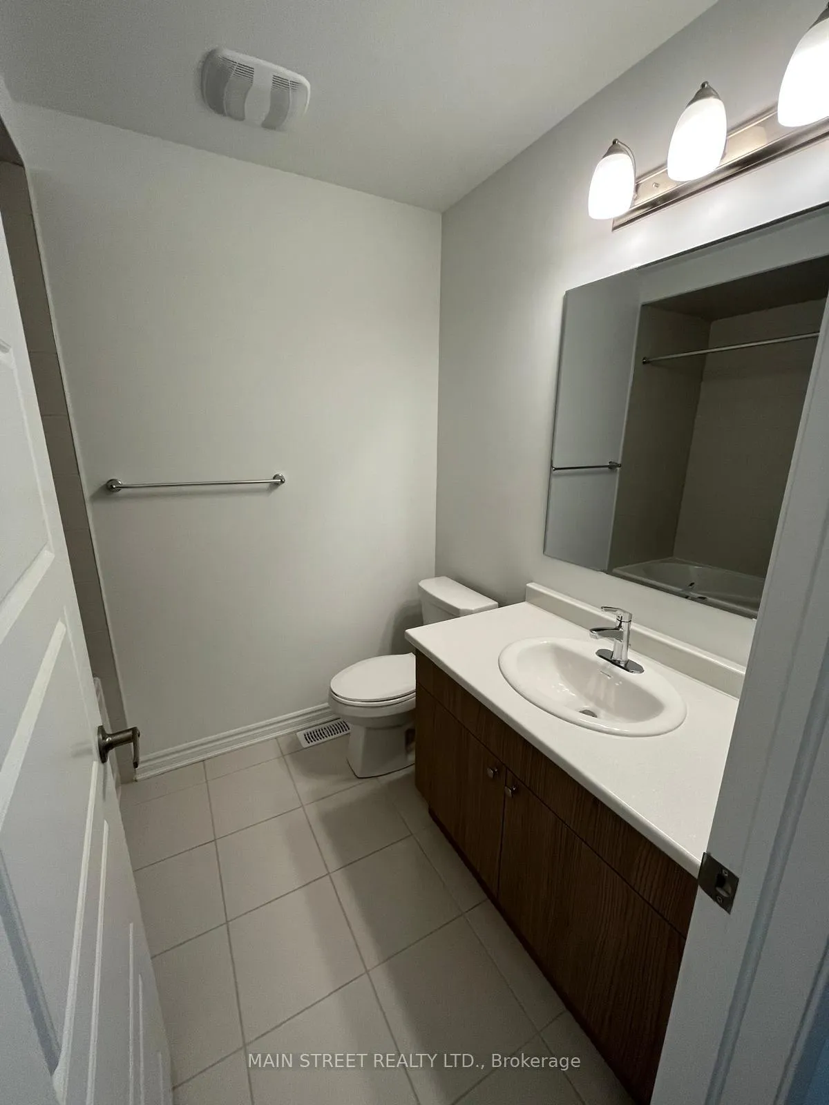 Photo 20 of 1633 Thames Circle, Milton, Bowes — HOMEH