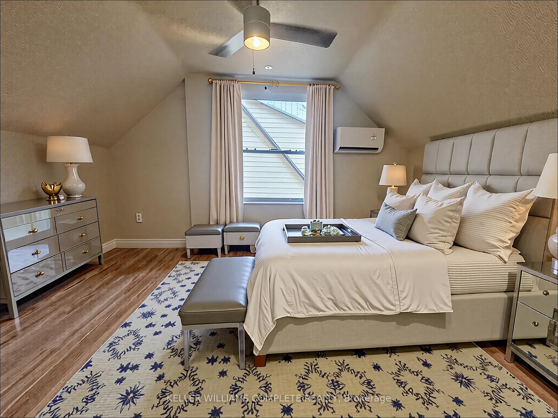 Photo 8 of Unit Upper, 105 West 5th Street, Hamilton, Southam — HOMEH