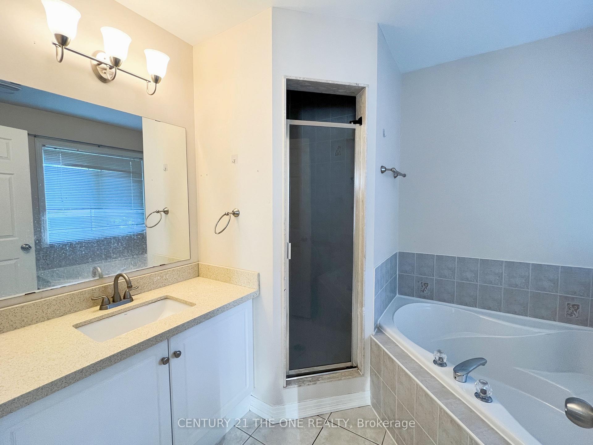 Photo 9 of 4 Sanderson Road, Markham, Cachet — HOMEH