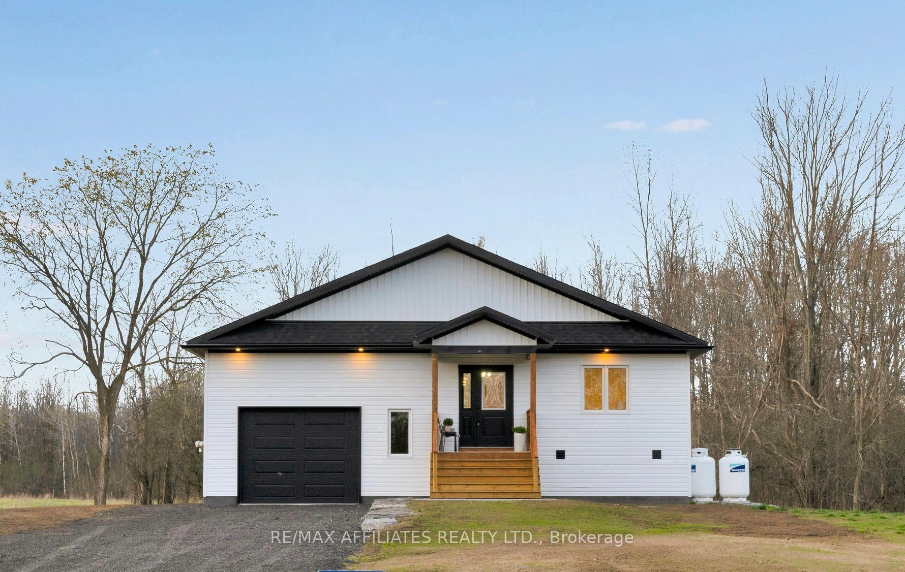 Front of 1146 Rideau River Road