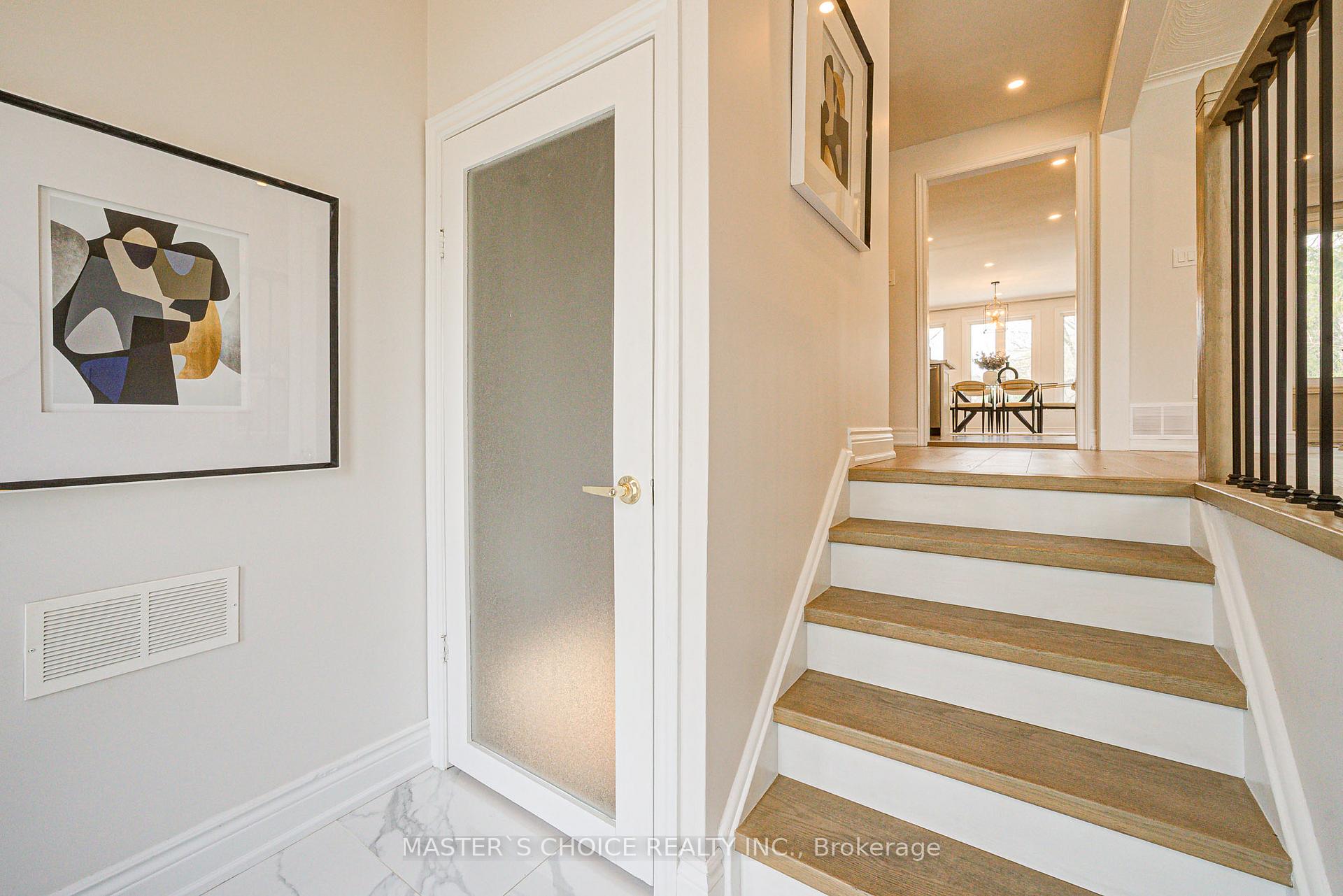 Photo 3 of 38 Sciberras Road, Markham, Unionville — HOMEH