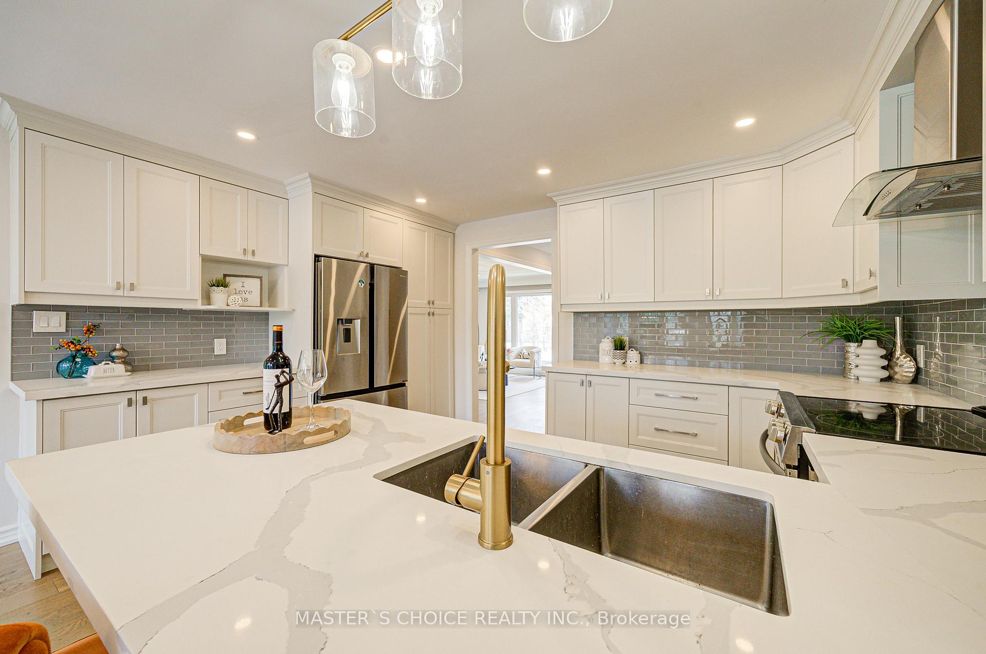 Photo 13 of 38 Sciberras Road, Markham, Unionville — HOMEH