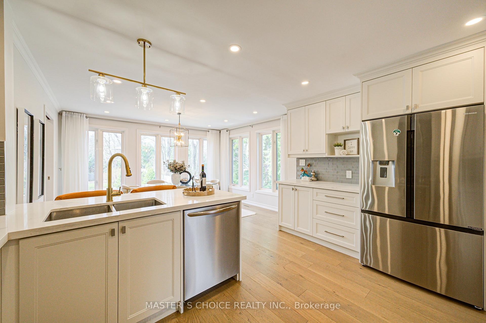 Photo 18 of 38 Sciberras Road, Markham, Unionville — HOMEH