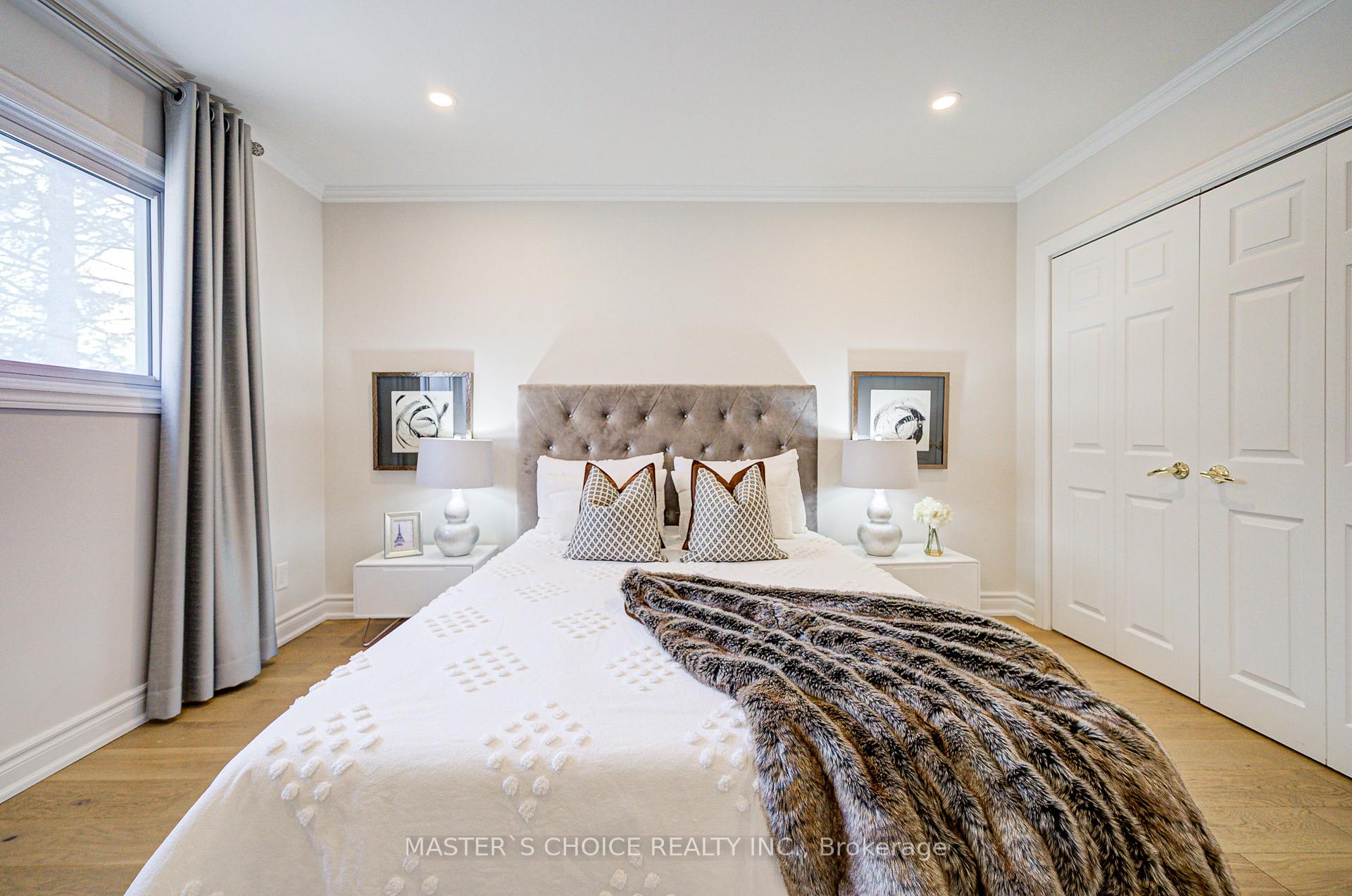 Photo 25 of 38 Sciberras Road, Markham, Unionville — HOMEH