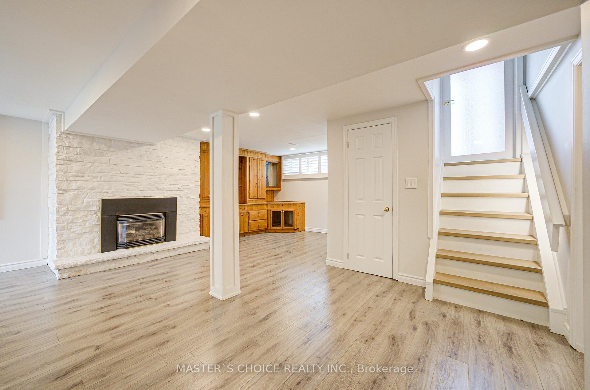 Photo 27 of 38 Sciberras Road, Markham, Unionville — HOMEH
