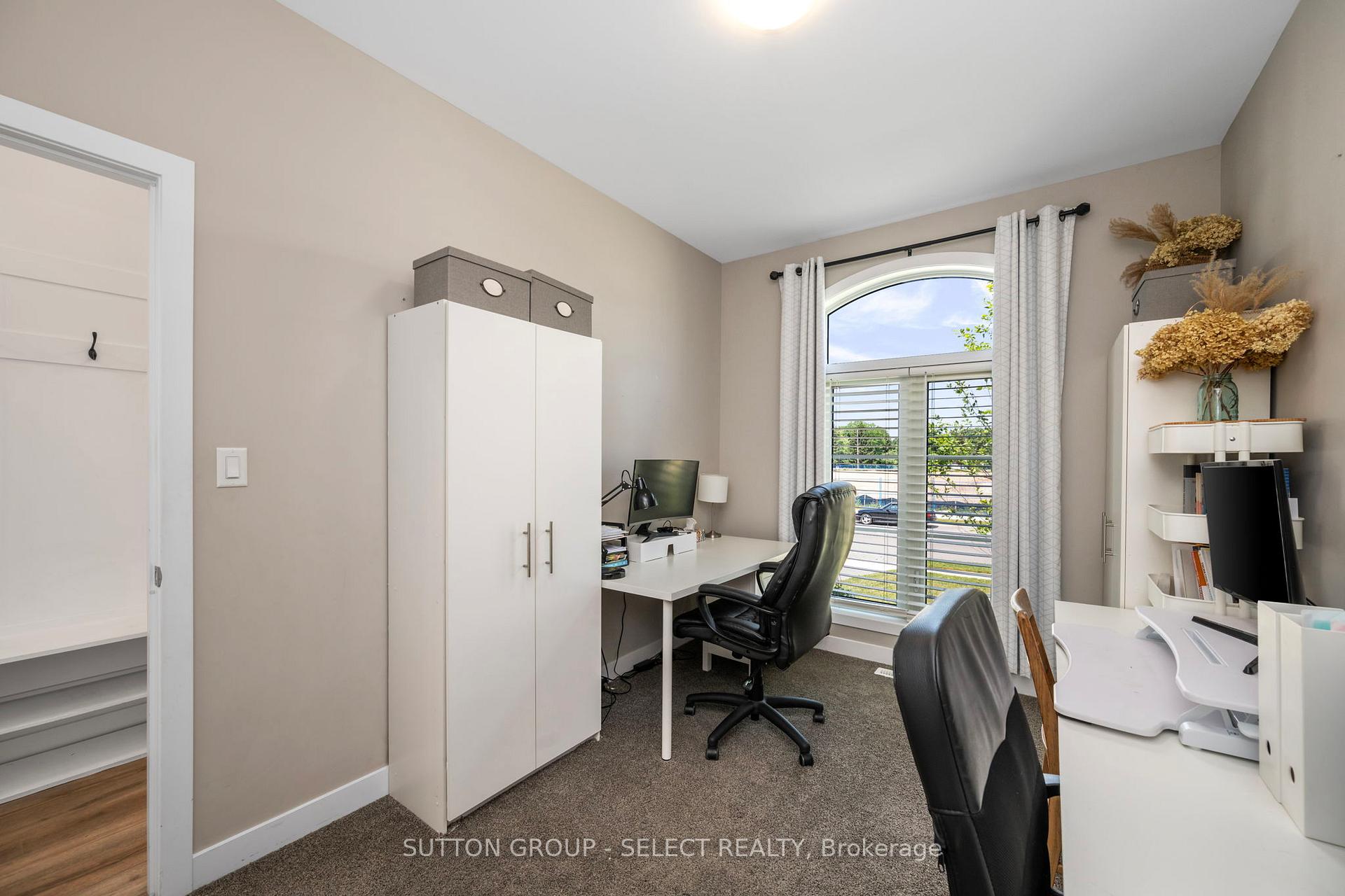 Photo 6 of 224 Doan Drive, Middlesex Centre, Komoka — HOMEH