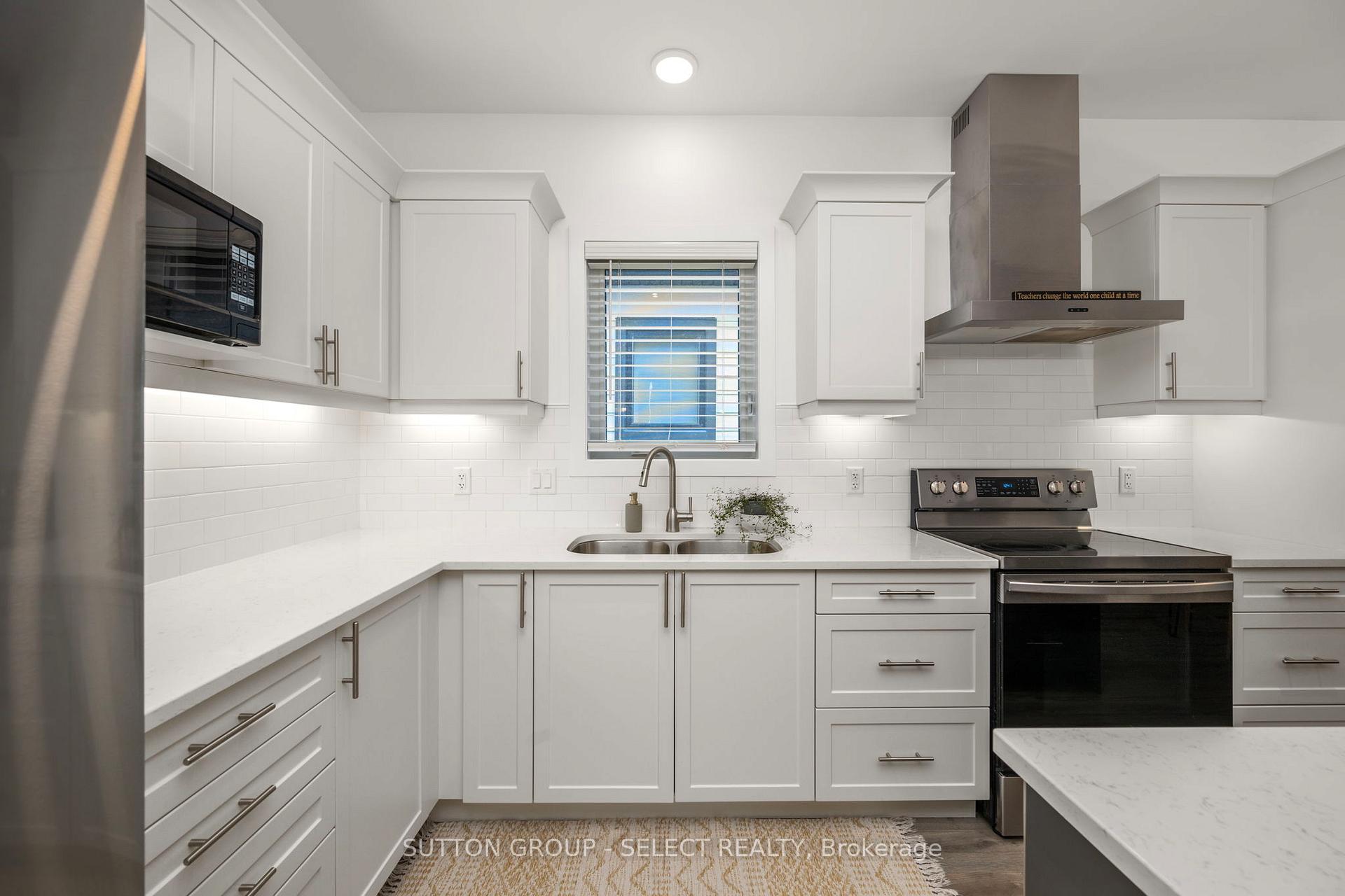 Photo 14 of 224 Doan Drive, Middlesex Centre, Komoka — HOMEH