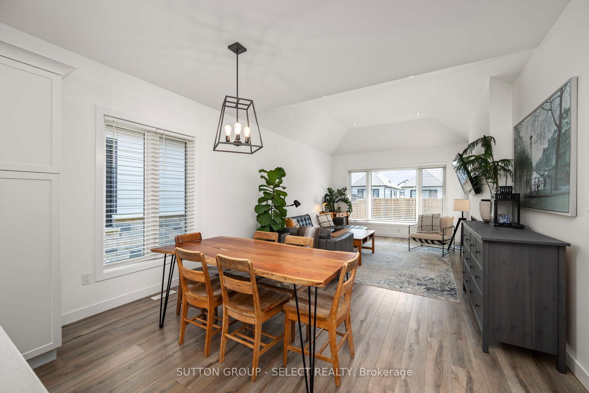Photo 16 of 224 Doan Drive, Middlesex Centre, Komoka — HOMEH