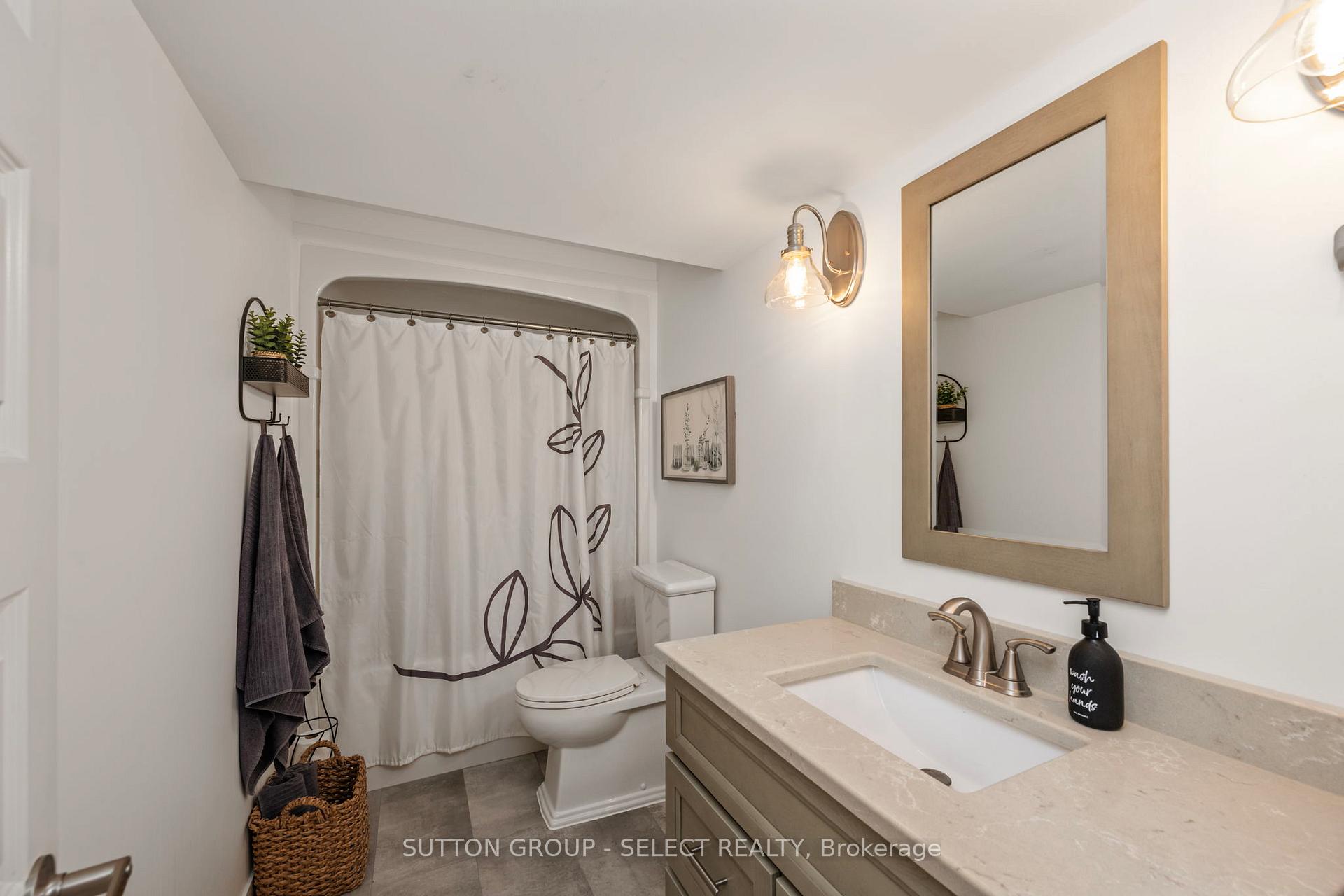 Photo 28 of 224 Doan Drive, Middlesex Centre, Komoka — HOMEH