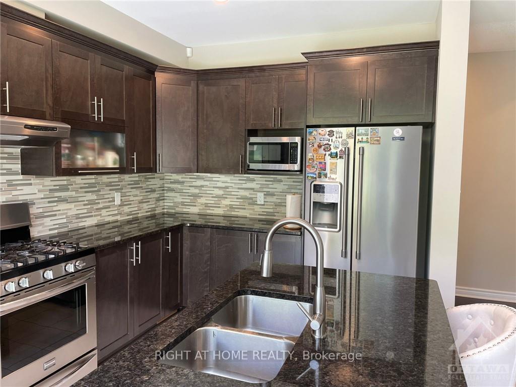 Photo 8 of 232 Saddleback Crescent, Ottawa, Kanata - Kanata Lakes/Heritage Hills — HOMEH