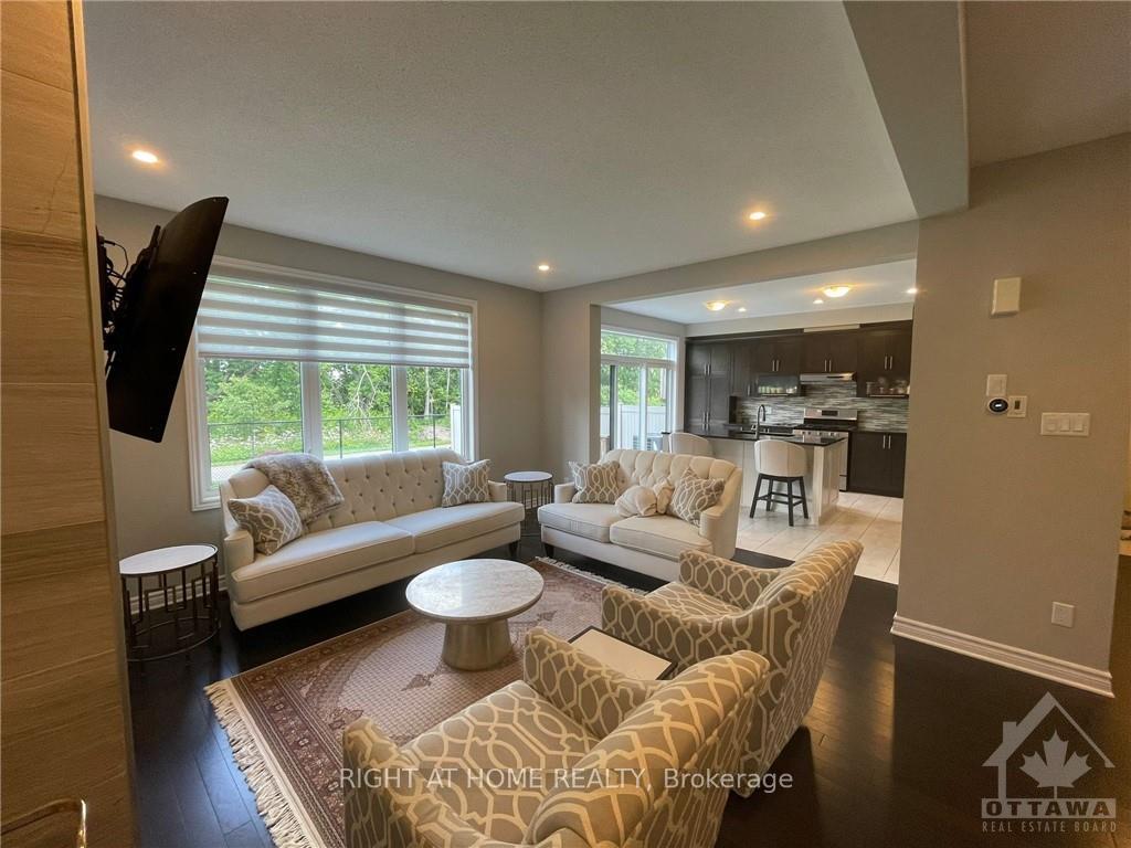 Photo 11 of 232 Saddleback Crescent, Ottawa, Kanata - Kanata Lakes/Heritage Hills — HOMEH