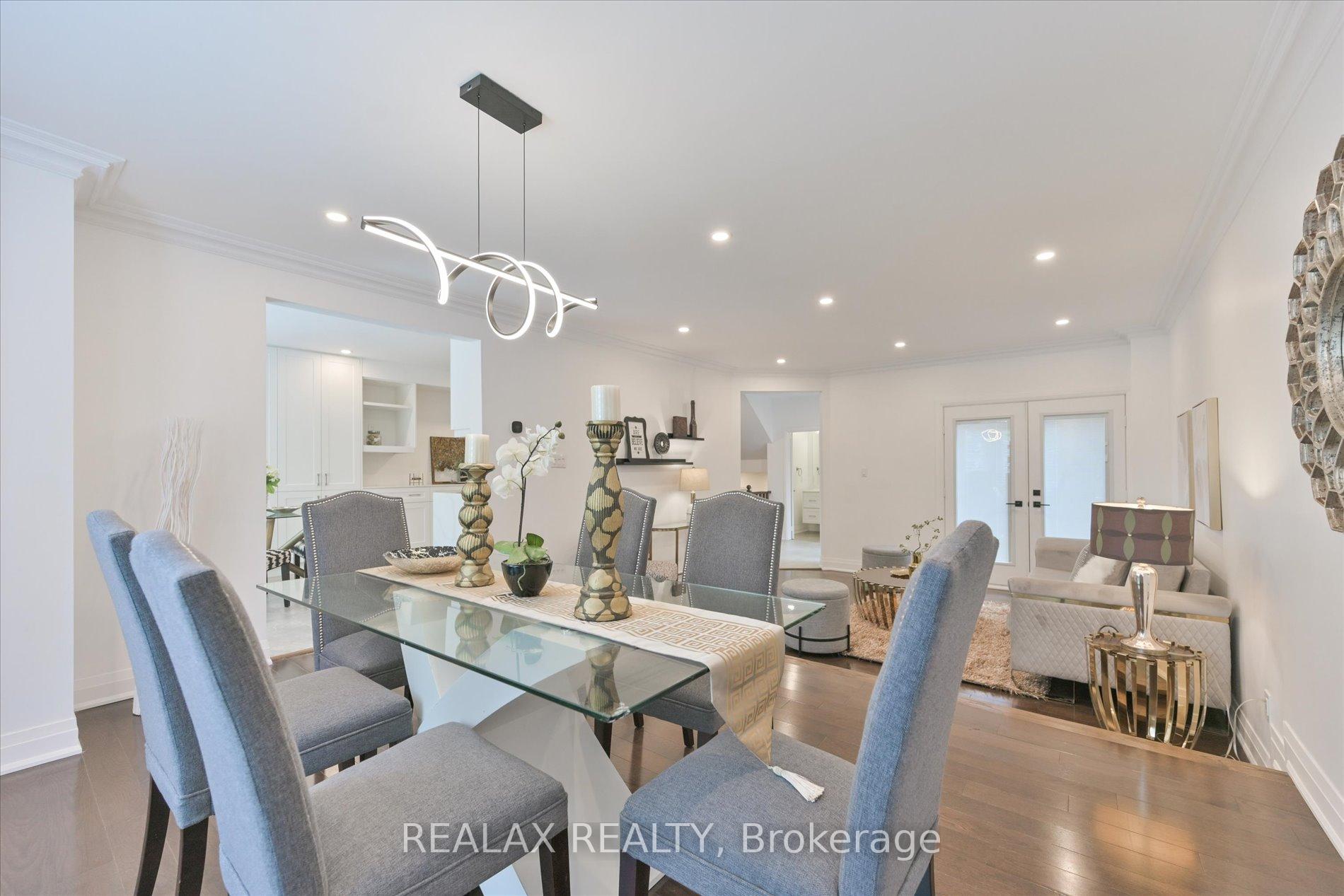 Photo 9 of 44 Greencroft Crescent, Markham, Unionville — HOMEH
