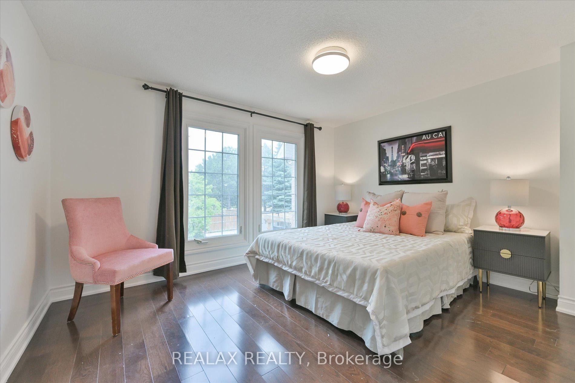 Photo 23 of 44 Greencroft Crescent, Markham, Unionville — HOMEH