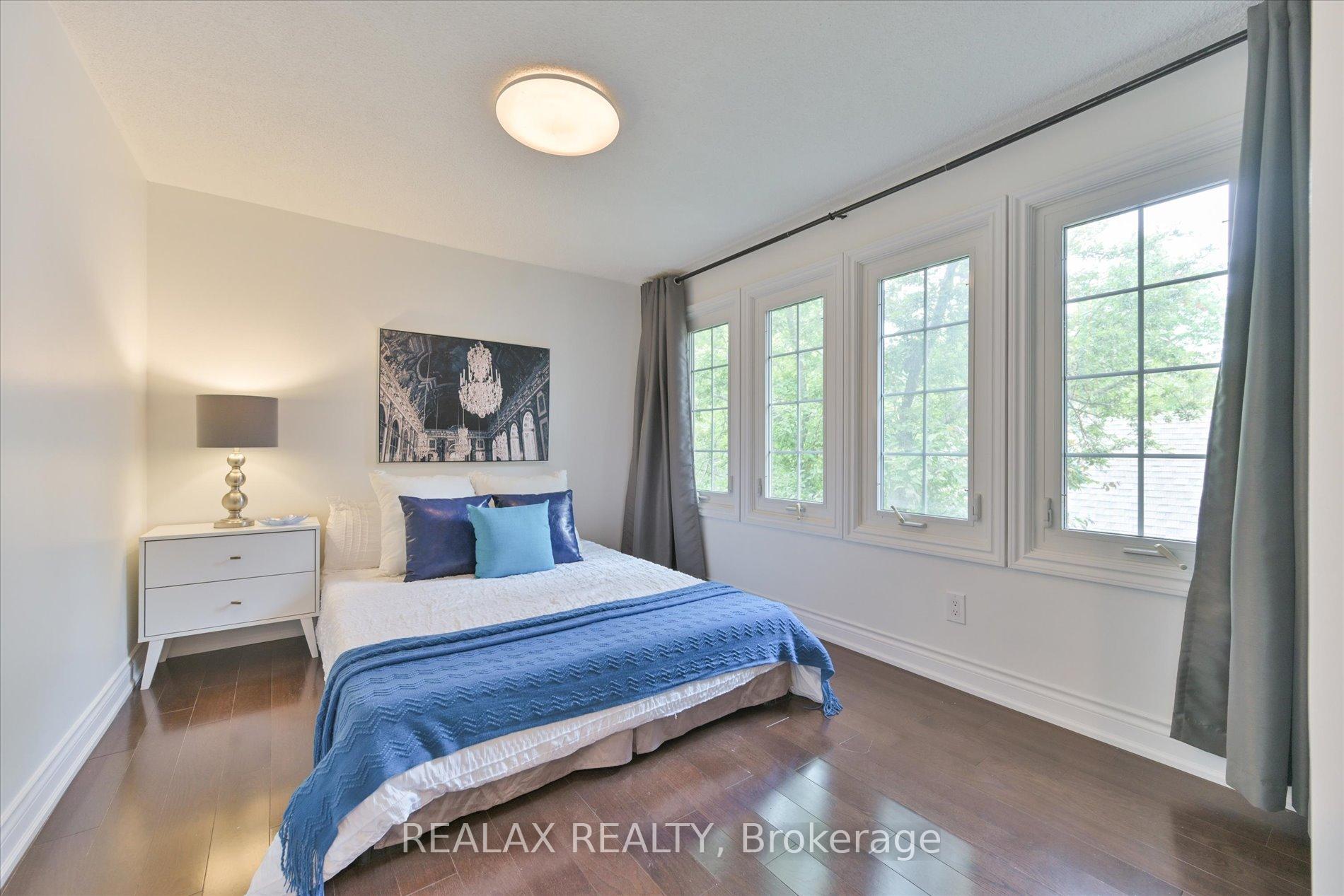 Photo 24 of 44 Greencroft Crescent, Markham, Unionville — HOMEH