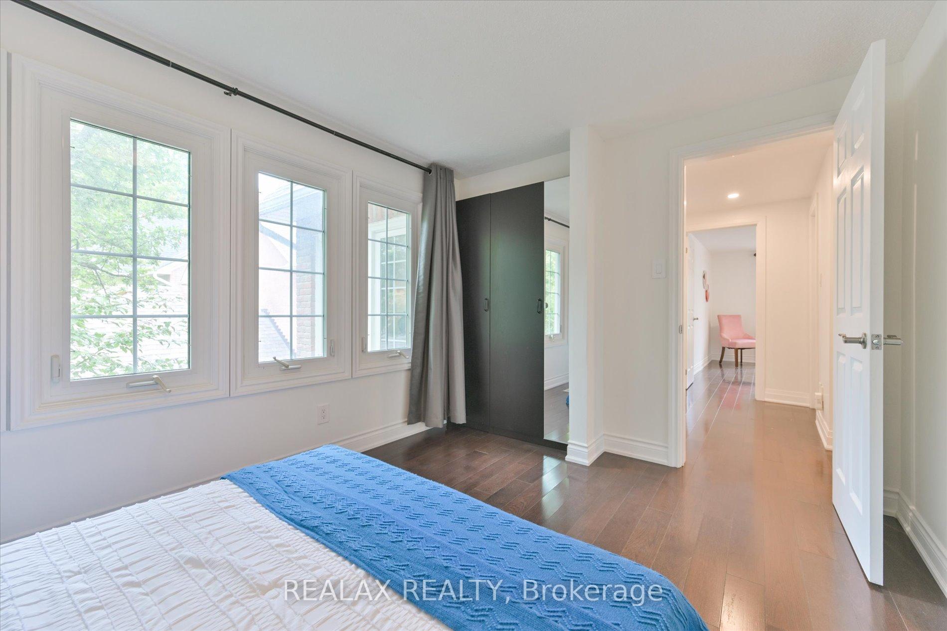 Photo 25 of 44 Greencroft Crescent, Markham, Unionville — HOMEH