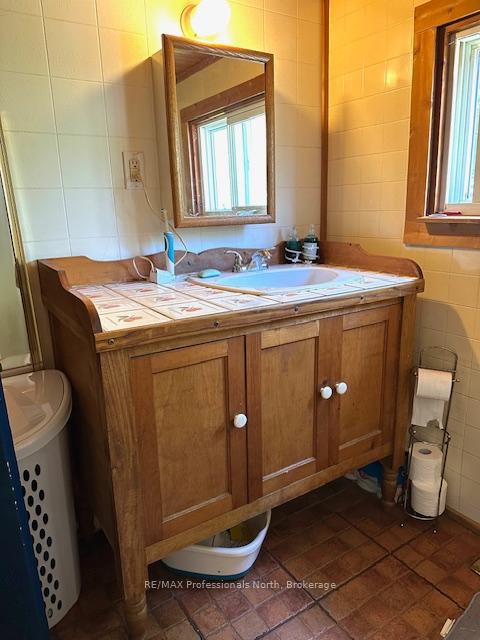 Photo 20 of 1019 Spring Valley Road, Minden Hills, Minden — HOMEH