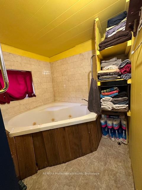 Photo 23 of 1019 Spring Valley Road, Minden Hills, Minden — HOMEH