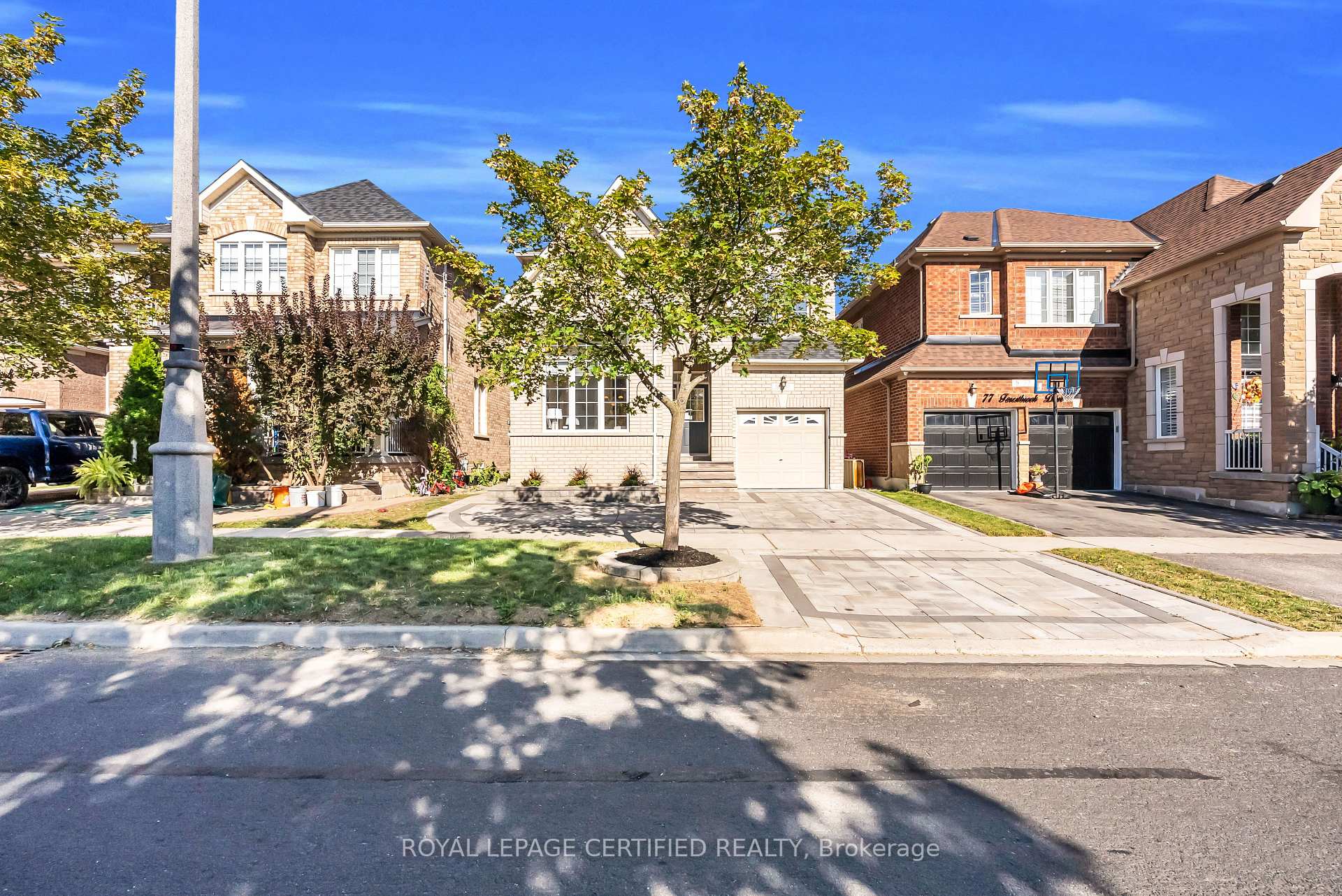 Photo 5 of 79 Forestbrook Drive, Markham, Box Grove — HOMEH