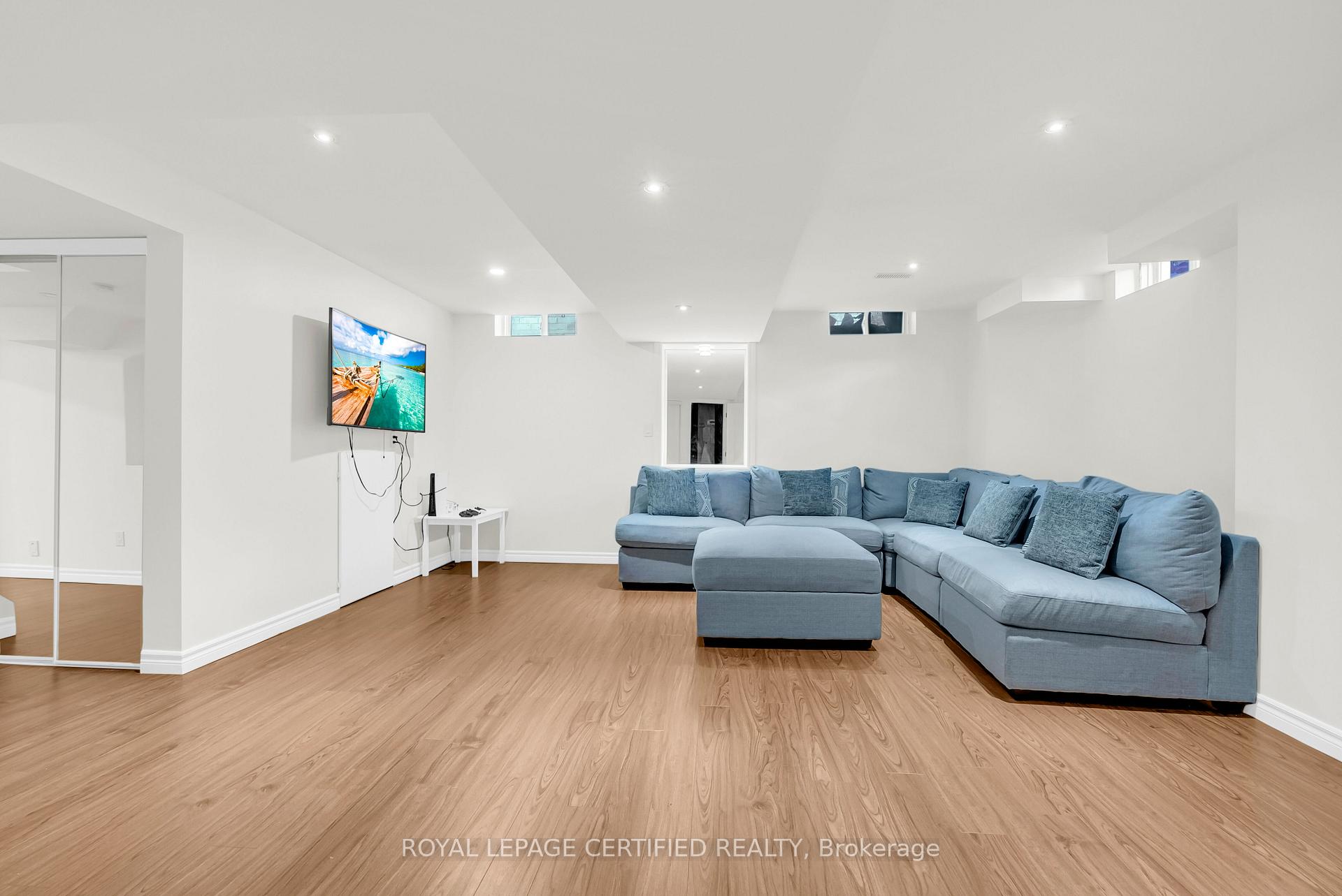 Photo 42 of 79 Forestbrook Drive, Markham, Box Grove — HOMEH