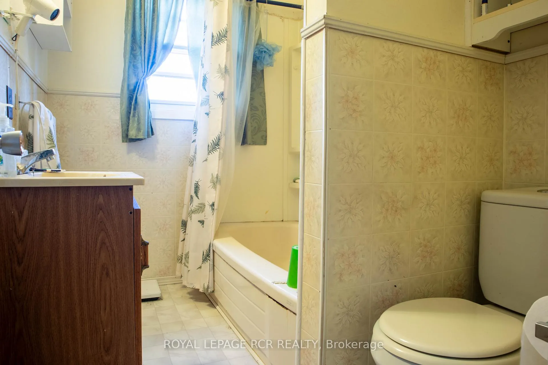 Photo 14 of 644 Bay Street, Midland — HOMEH