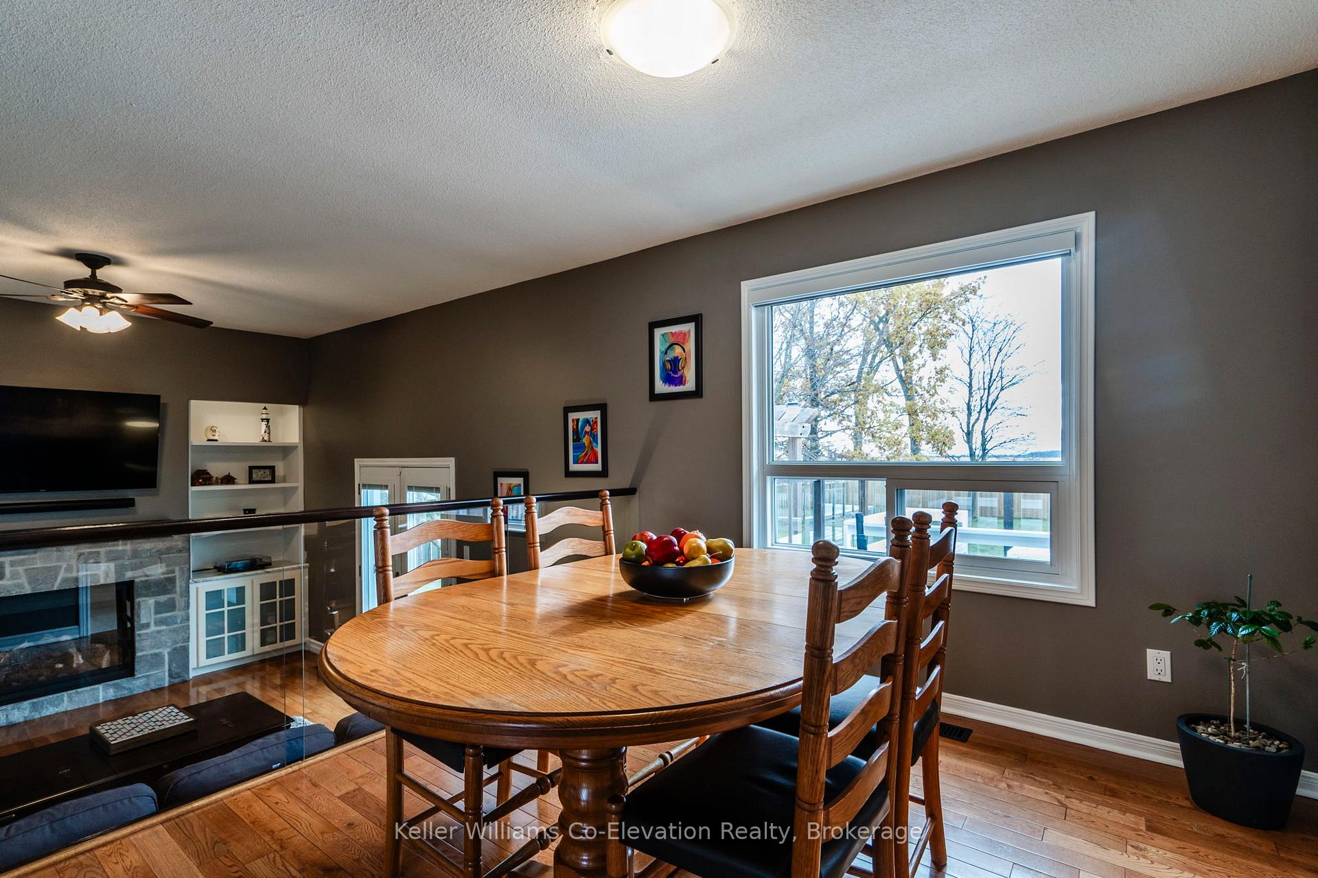 Photo 3 of 2145 Hughes Drive, Innisfil, Rural Innisfil — HOMEH