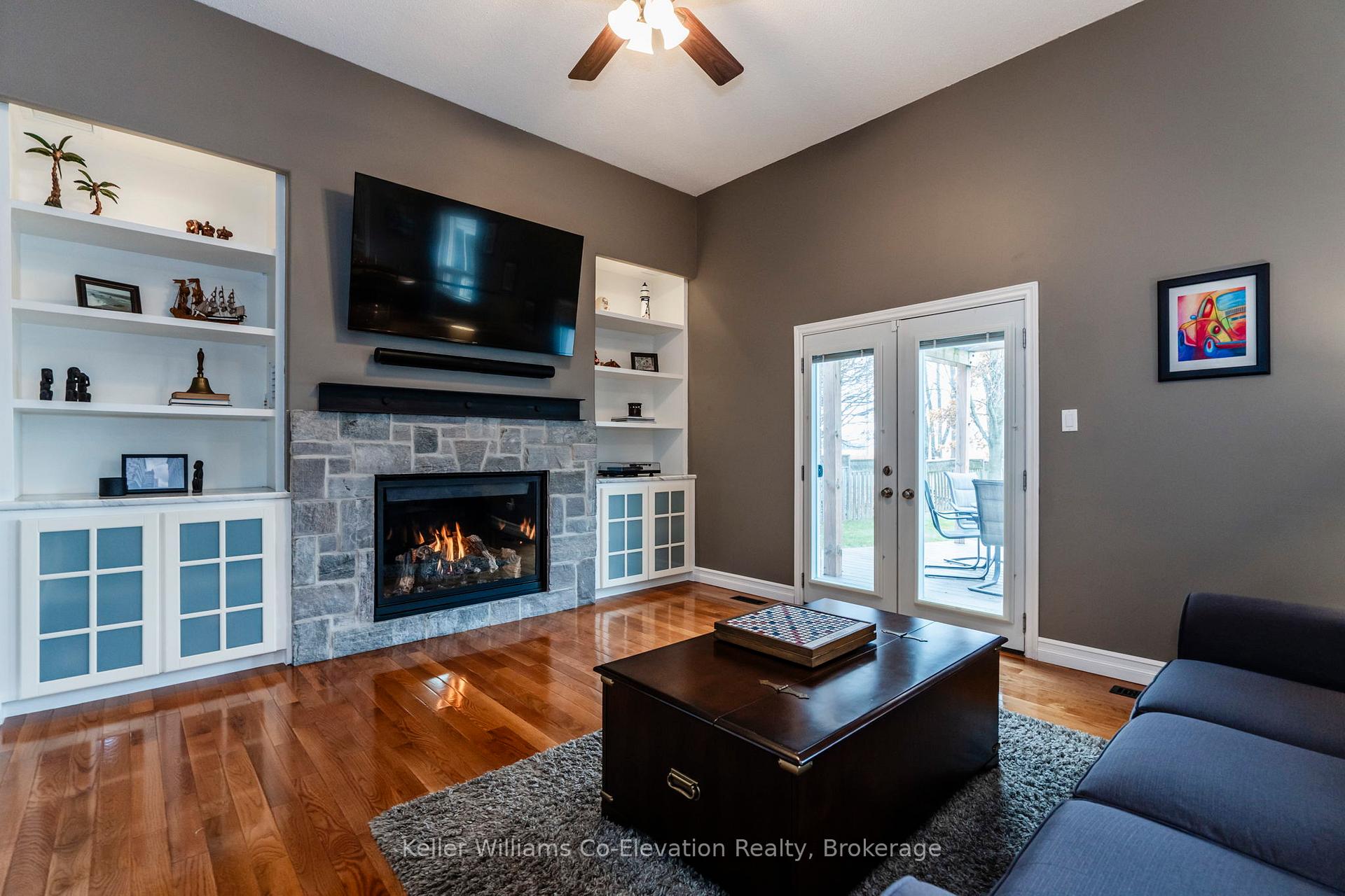 Photo 4 of 2145 Hughes Drive, Innisfil, Rural Innisfil — HOMEH