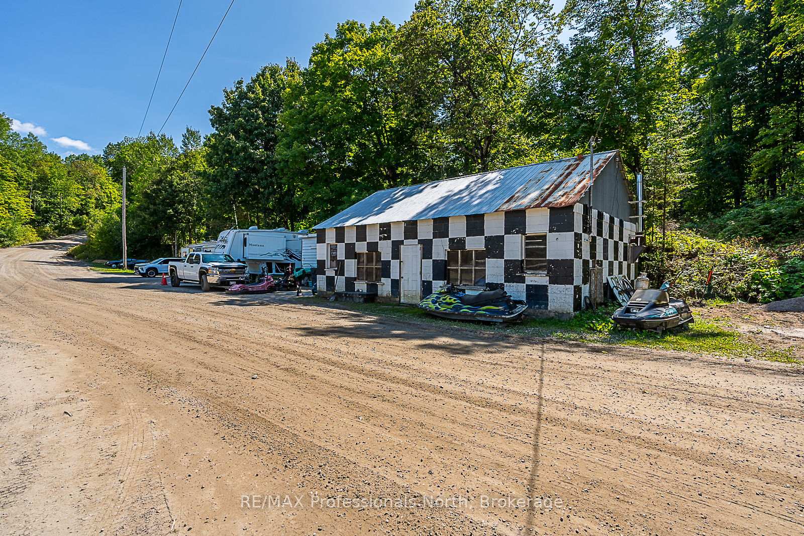 Photo 20 of 1063 Ravine Road, Minden Hills, Lutterworth — HOMEH