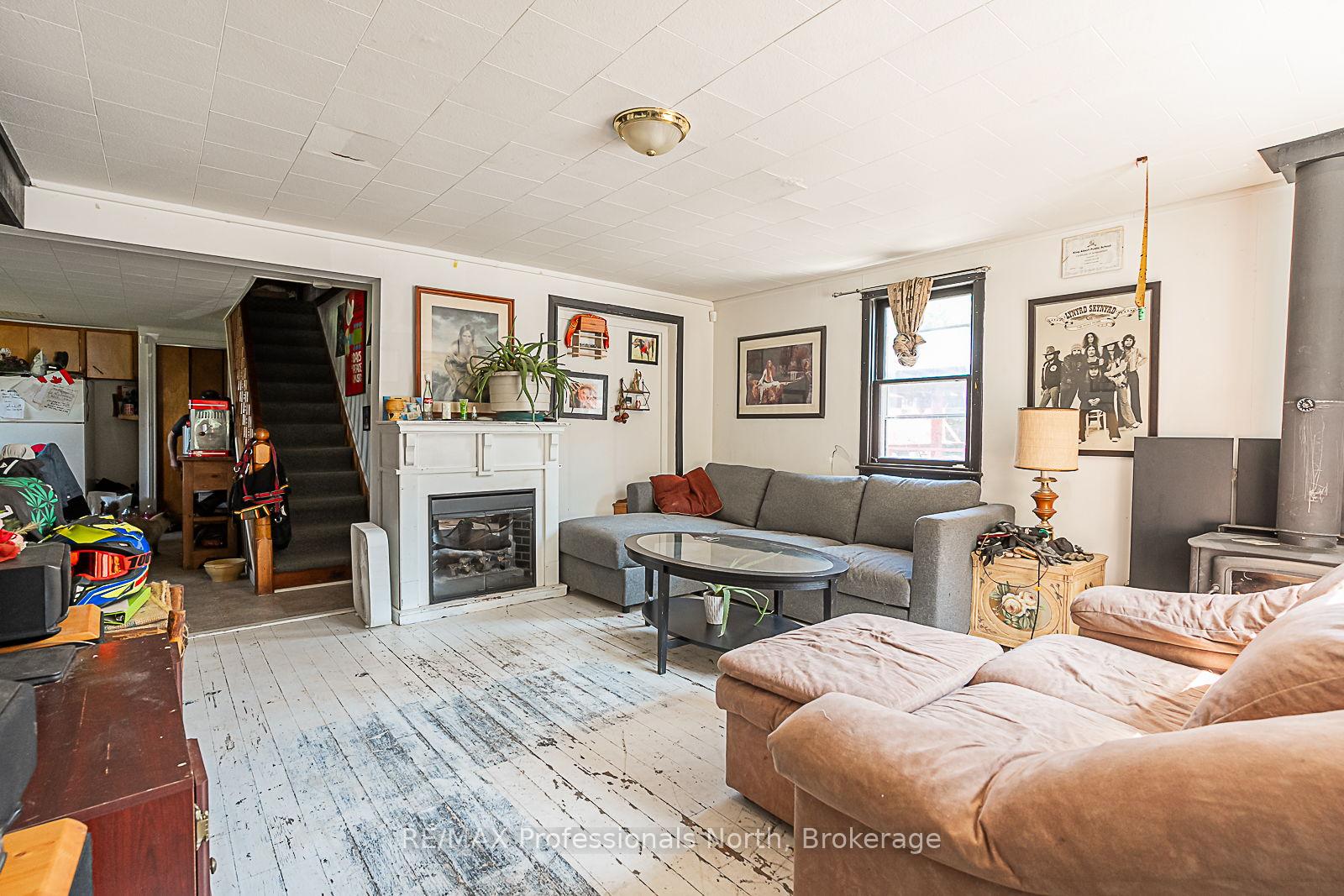 Photo 28 of 1063 Ravine Road, Minden Hills, Lutterworth — HOMEH